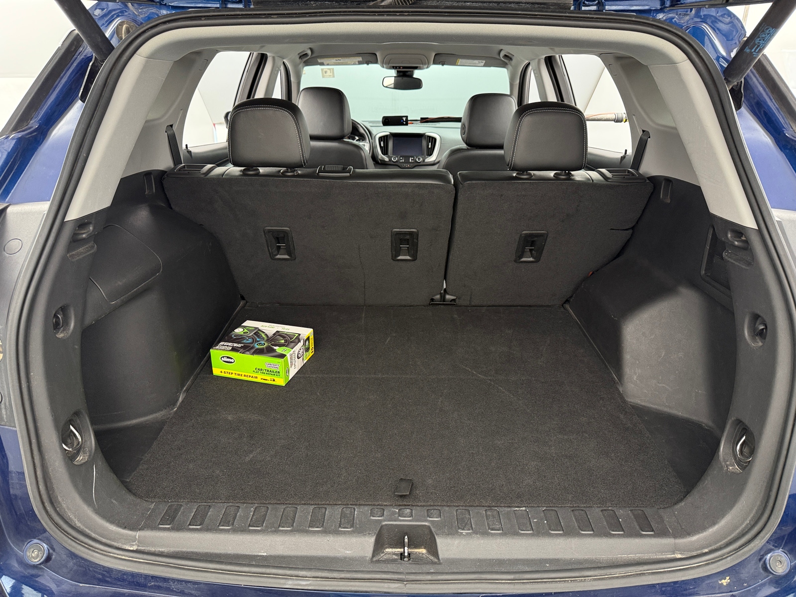 Thumbnail: 2023 GMC Terrain - 6