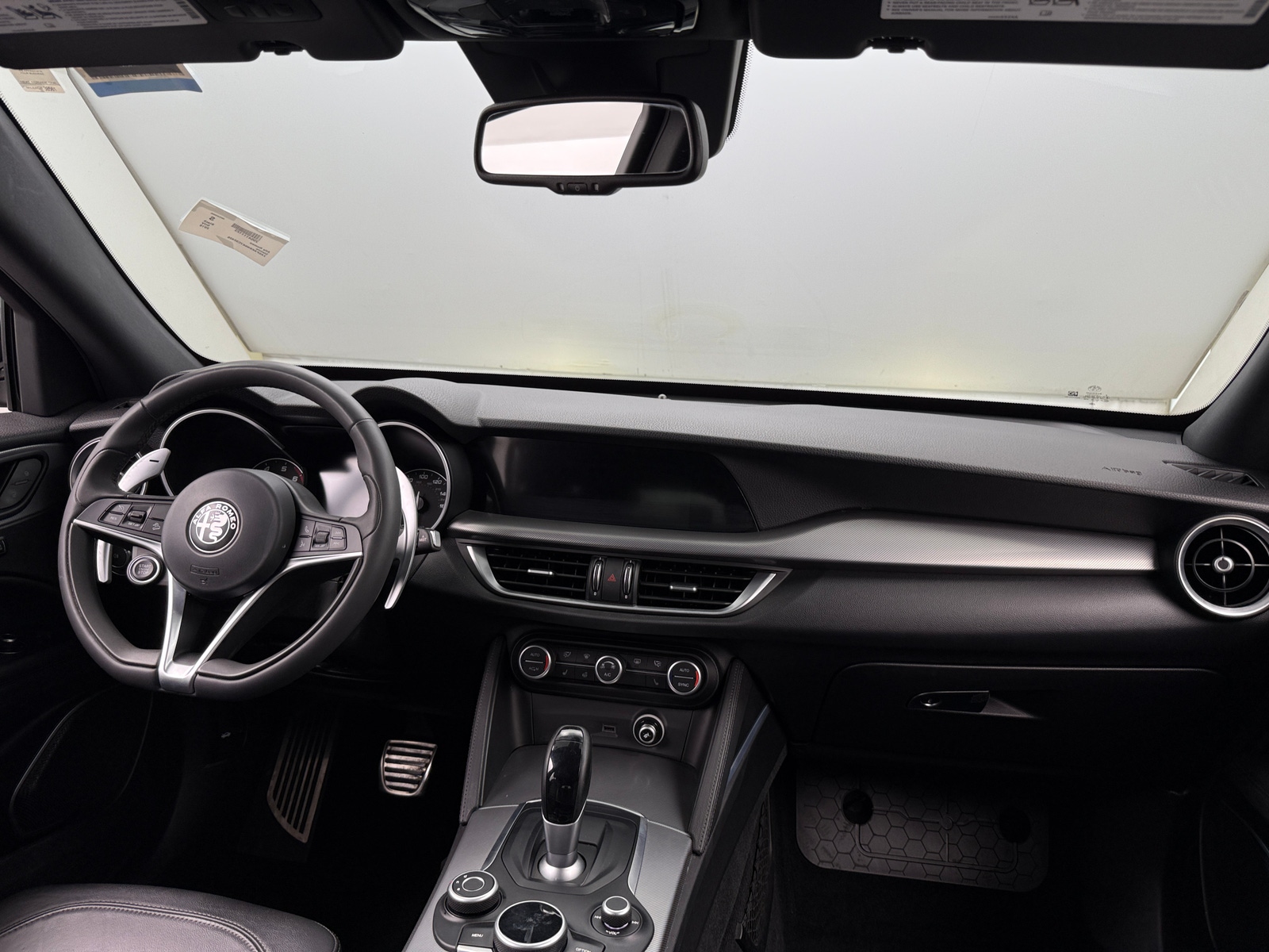 Thumbnail: 2019 Alfa Romeo Stelvio - 3