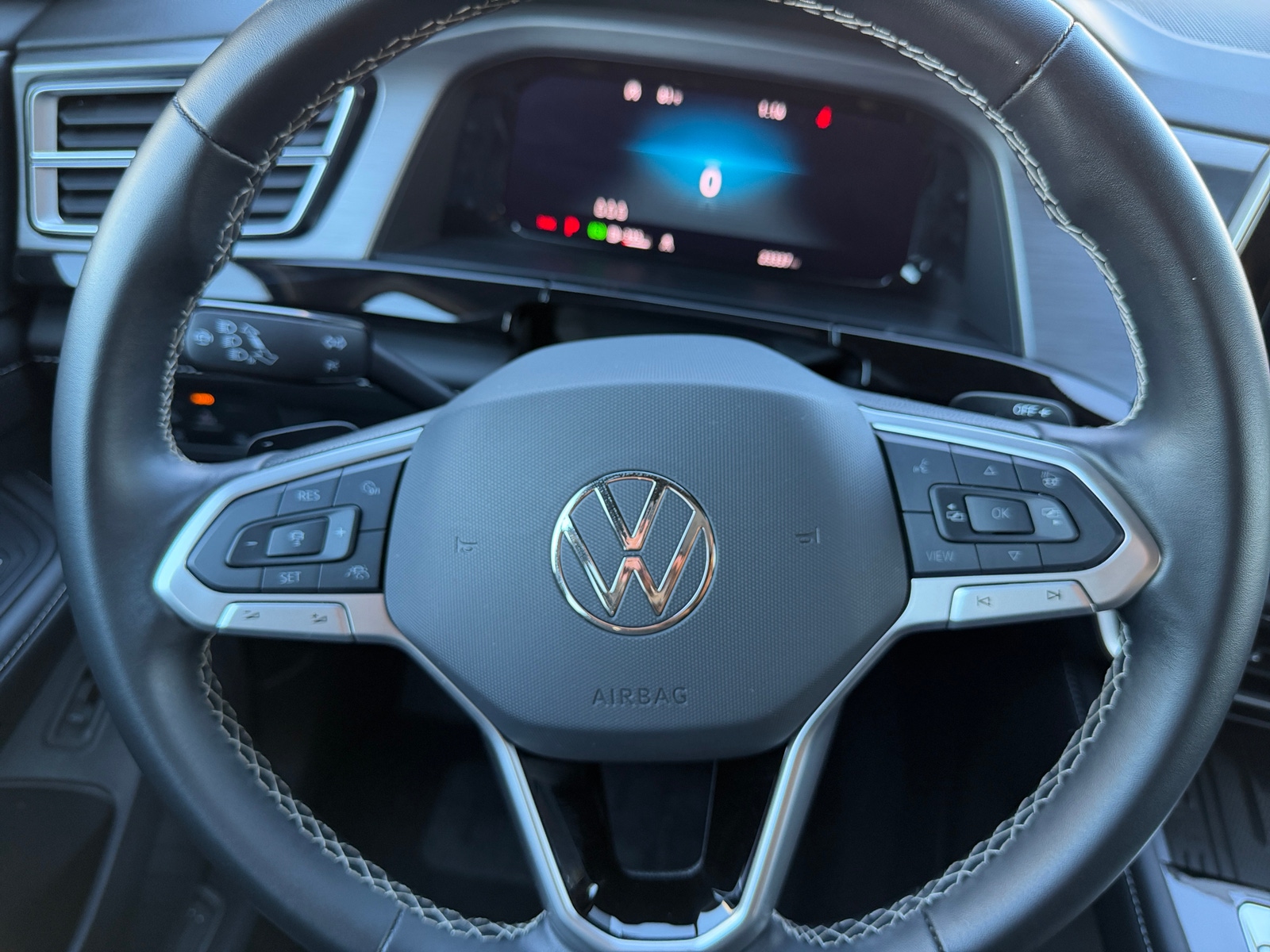 Thumbnail: 2025 Volkswagen Atlas - 4