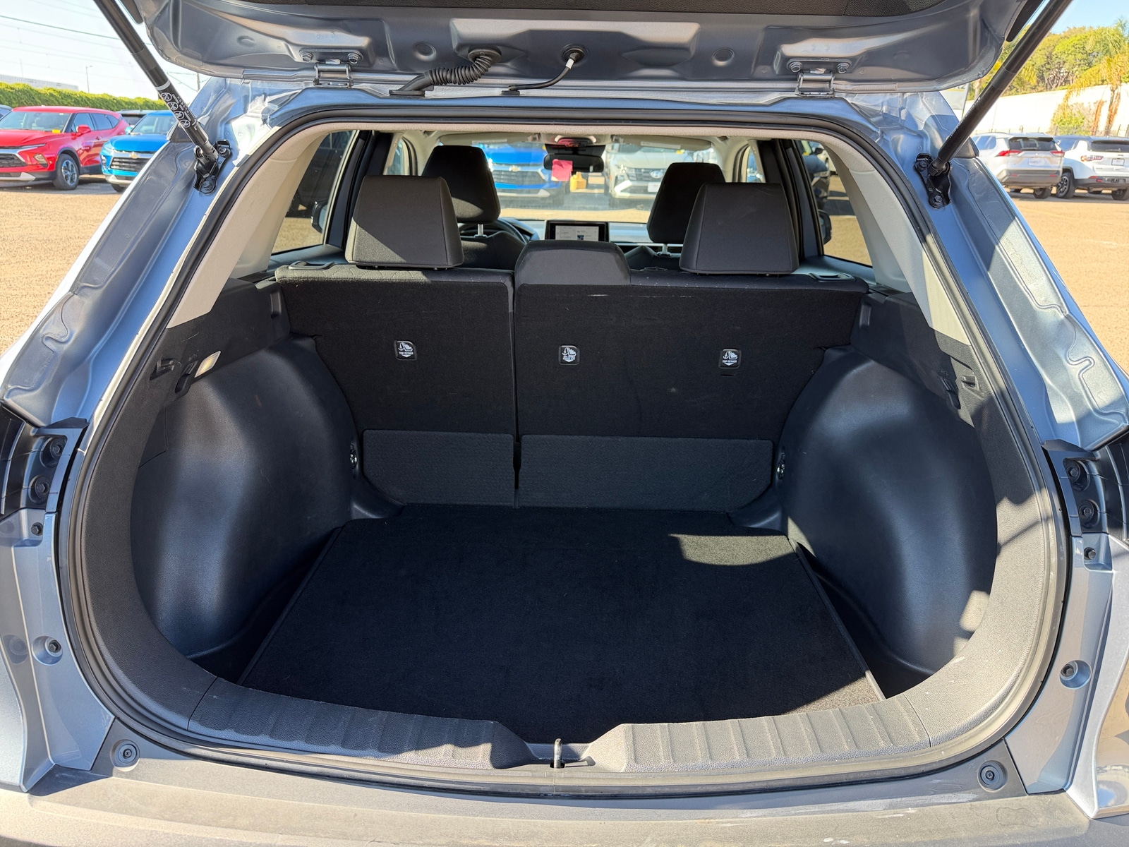 Thumbnail: 2025 Toyota Corolla Cross - 6