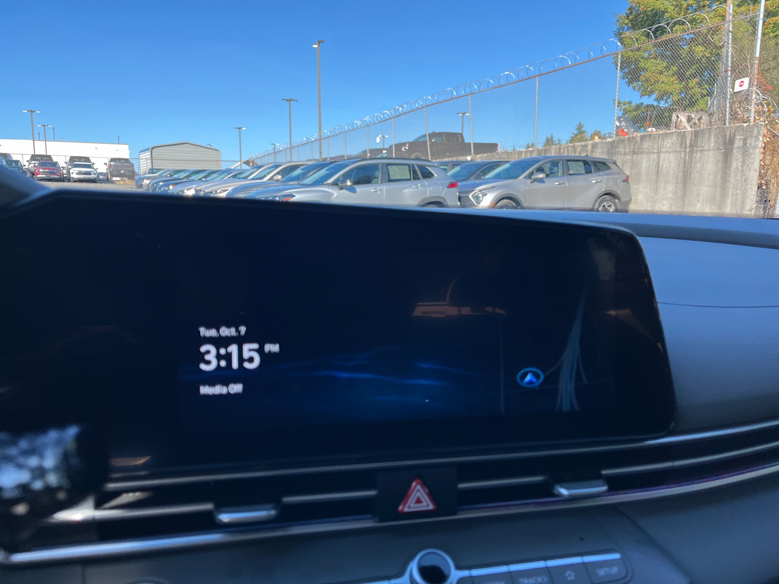 Thumbnail: 2025 Hyundai Elantra - 4