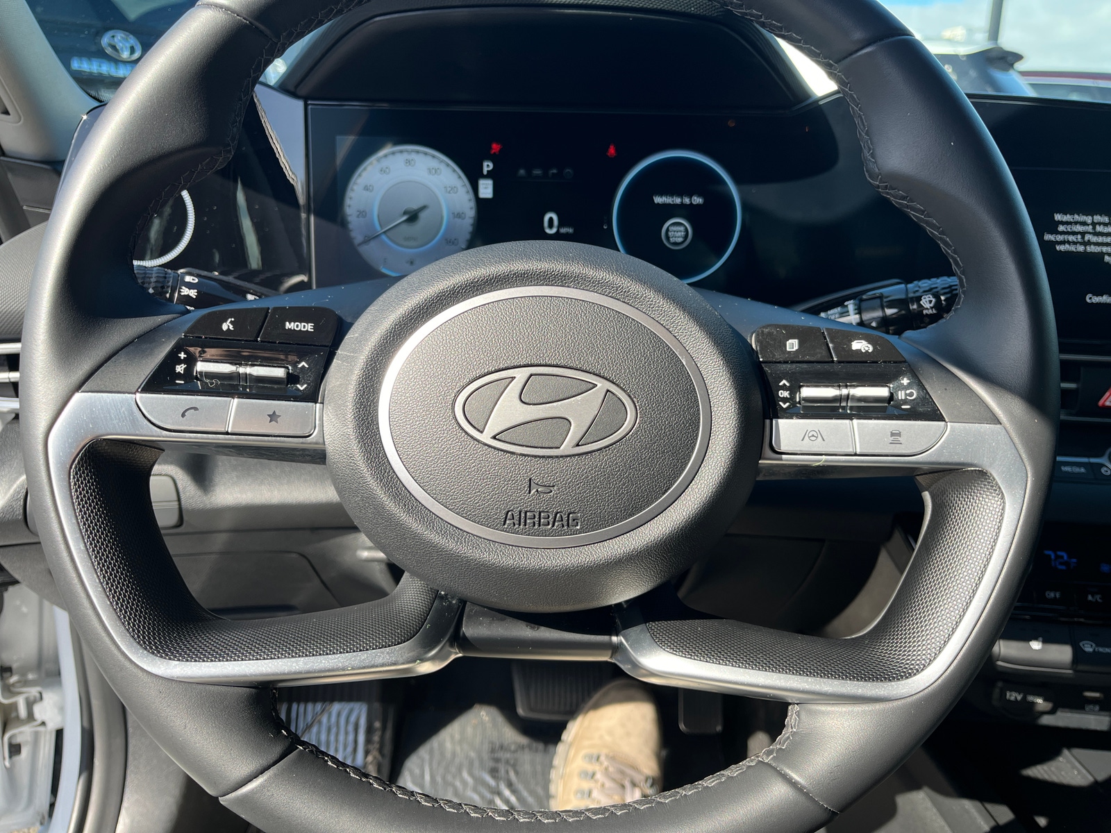 Thumbnail: 2025 Hyundai Elantra - 5