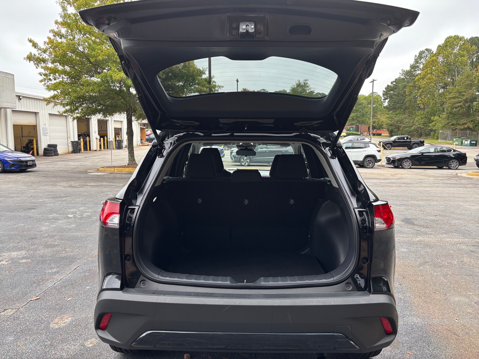 Thumbnail: 2025 Toyota Corolla Cross - 6