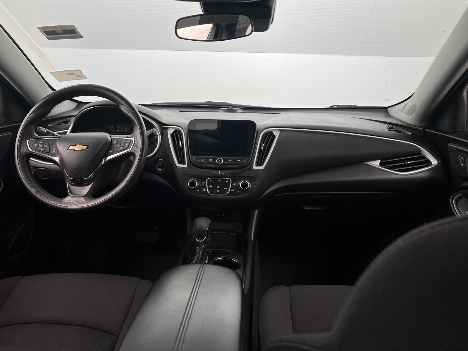 Thumbnail: 2024 Chevrolet Malibu - 3