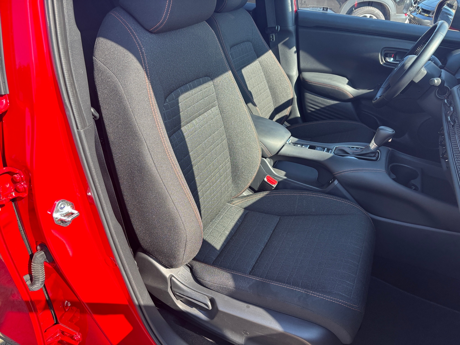 Thumbnail: 2025 Honda HR-V - 2