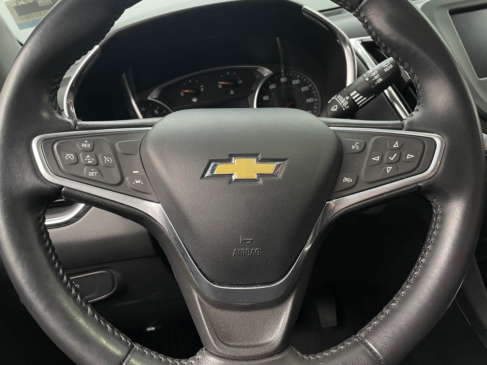 Thumbnail: 2022 Chevrolet Equinox - 5