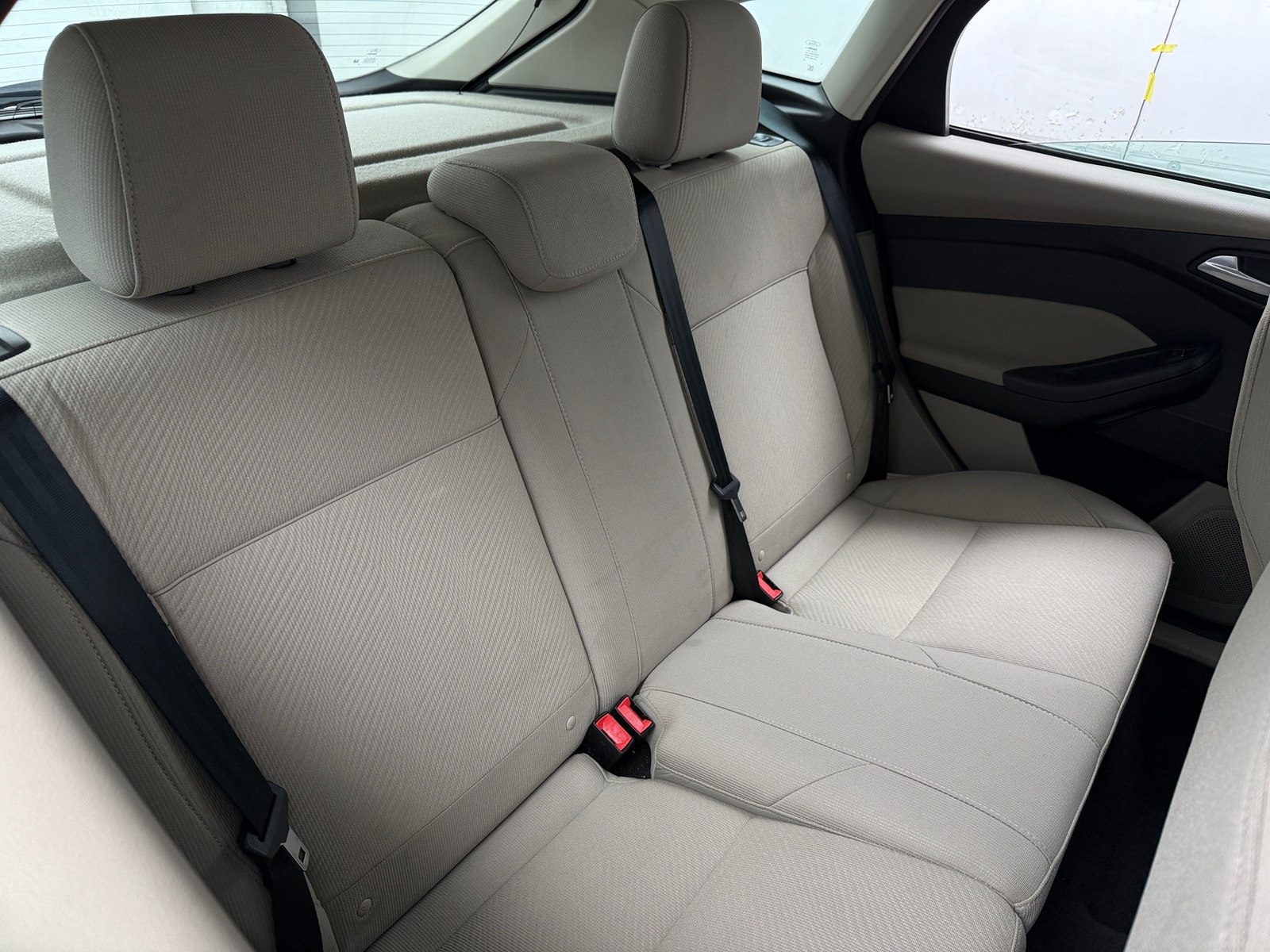 Thumbnail: 2016 Ford Focus - 6