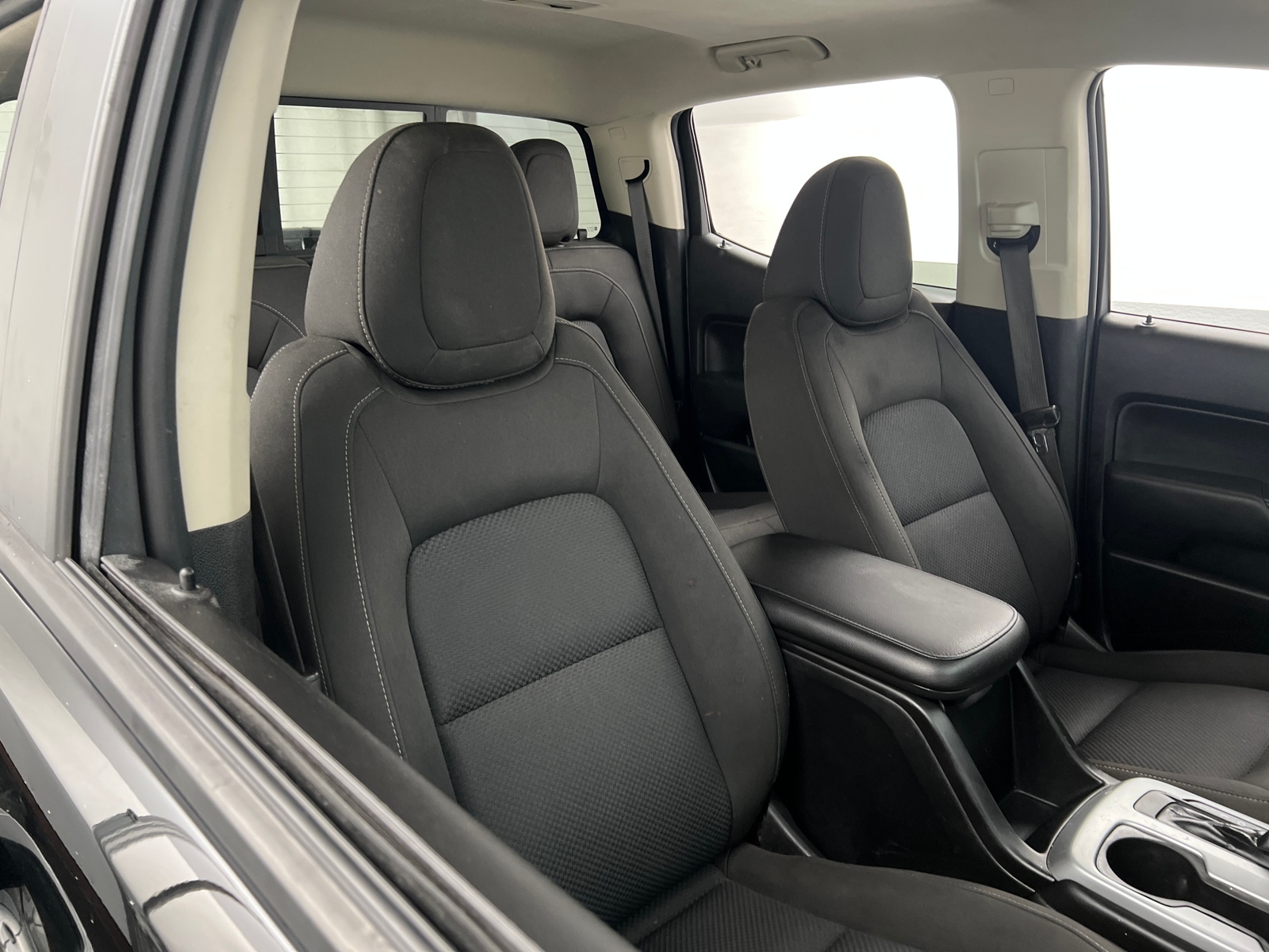 Thumbnail: 2021 Chevrolet Colorado - 2