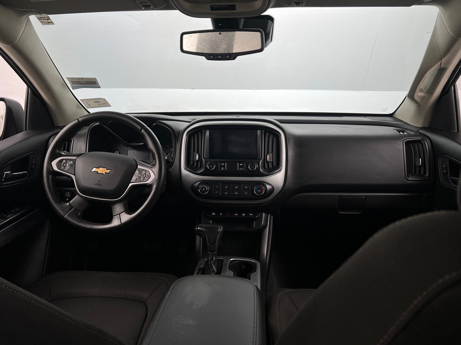 Thumbnail: 2021 Chevrolet Colorado - 3