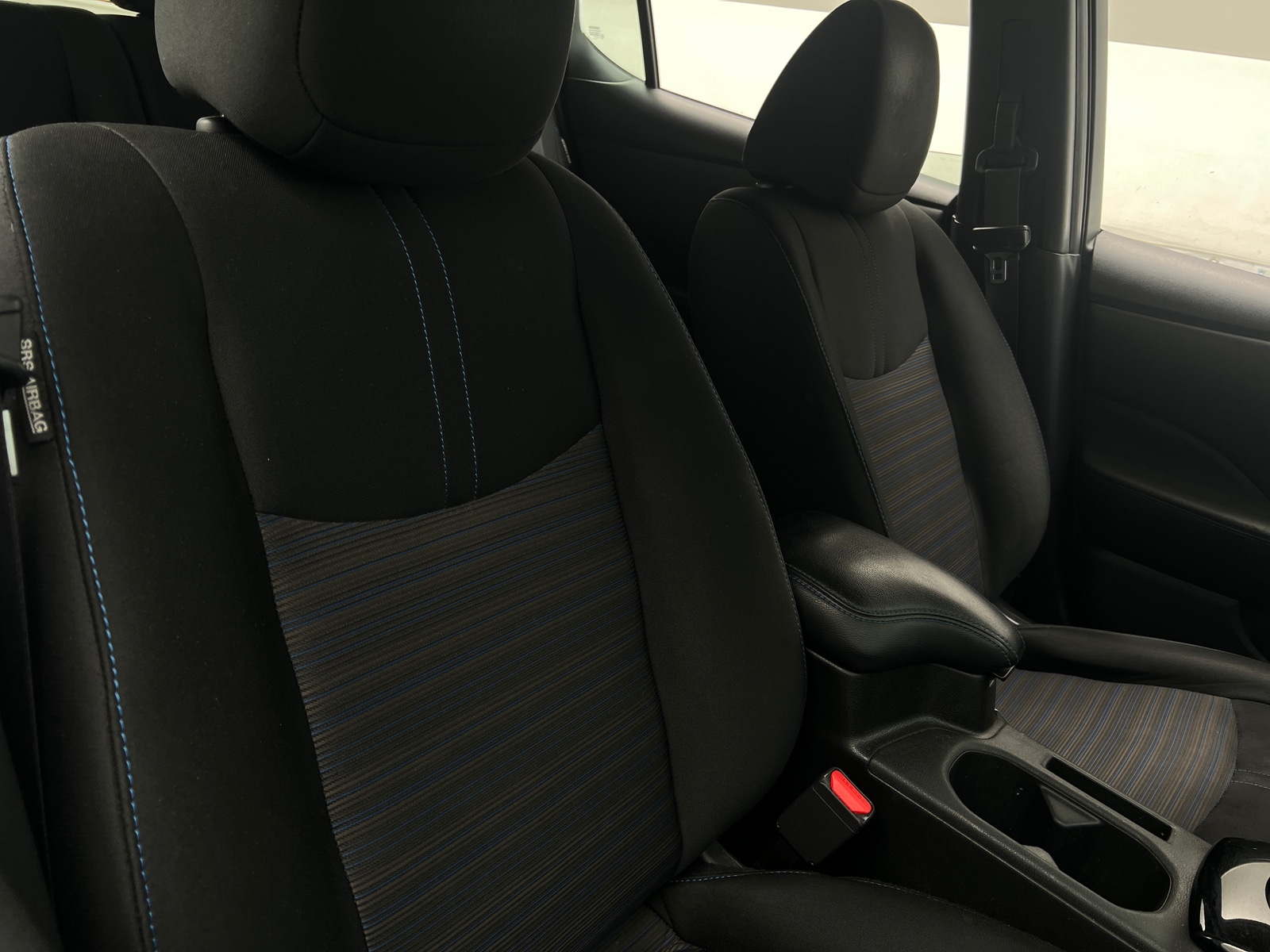 Thumbnail: 2021 Nissan Leaf - 2