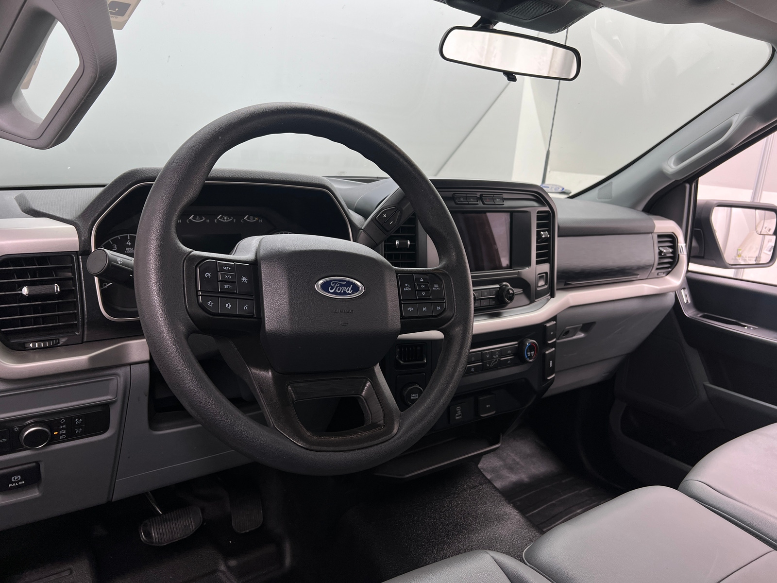 Thumbnail: 2021 Ford Econoline - 3