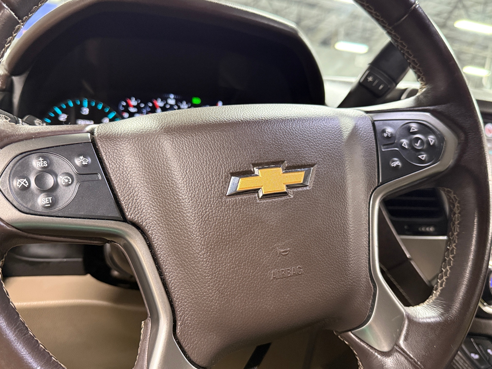 Thumbnail: 2017 Chevrolet Tahoe - 4