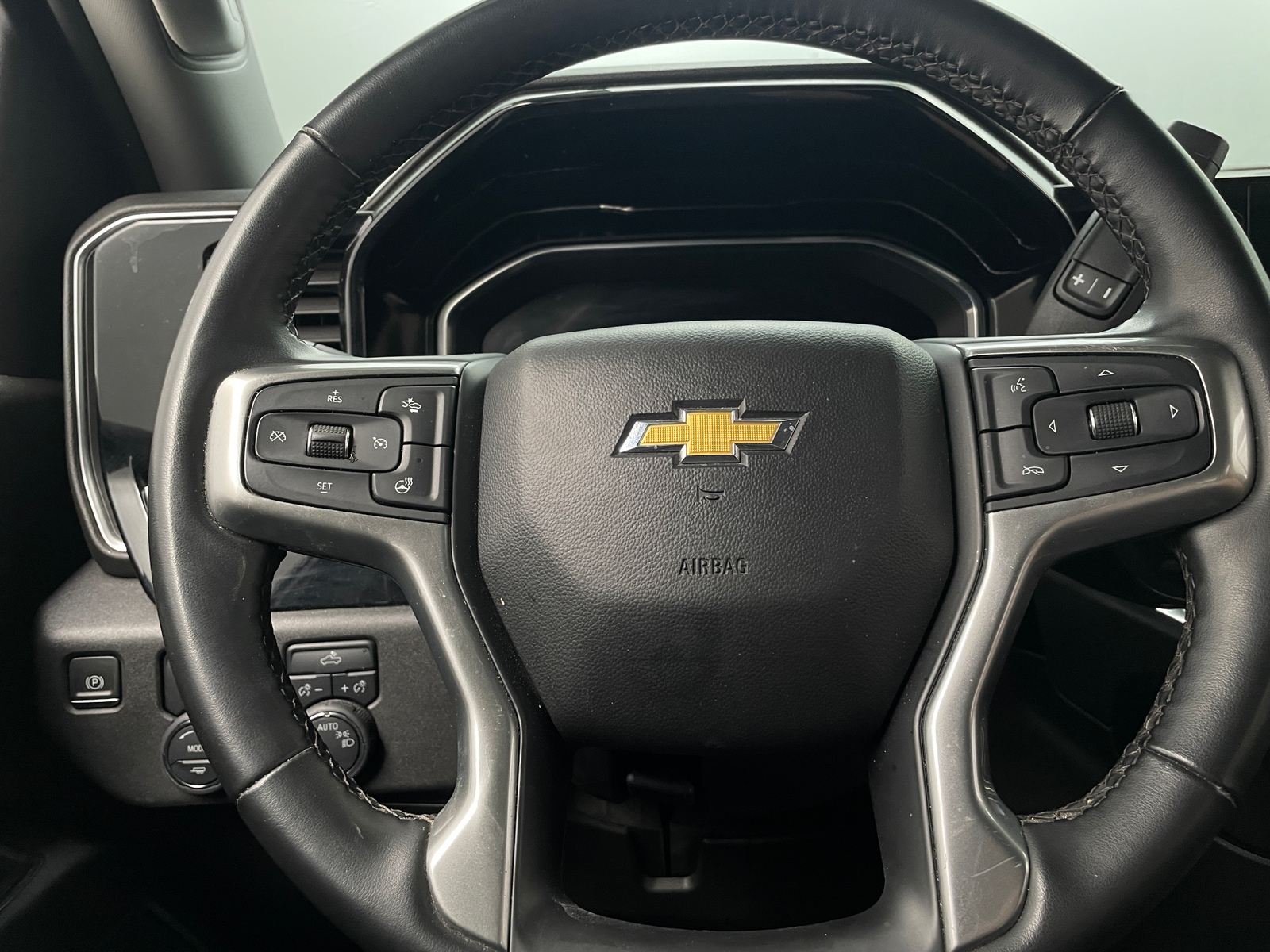 Thumbnail: 2024 Chevrolet Silverado 1500 - 5