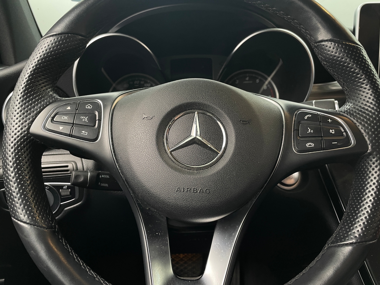 Thumbnail: 2019 Mercedes-Benz GLC - 4