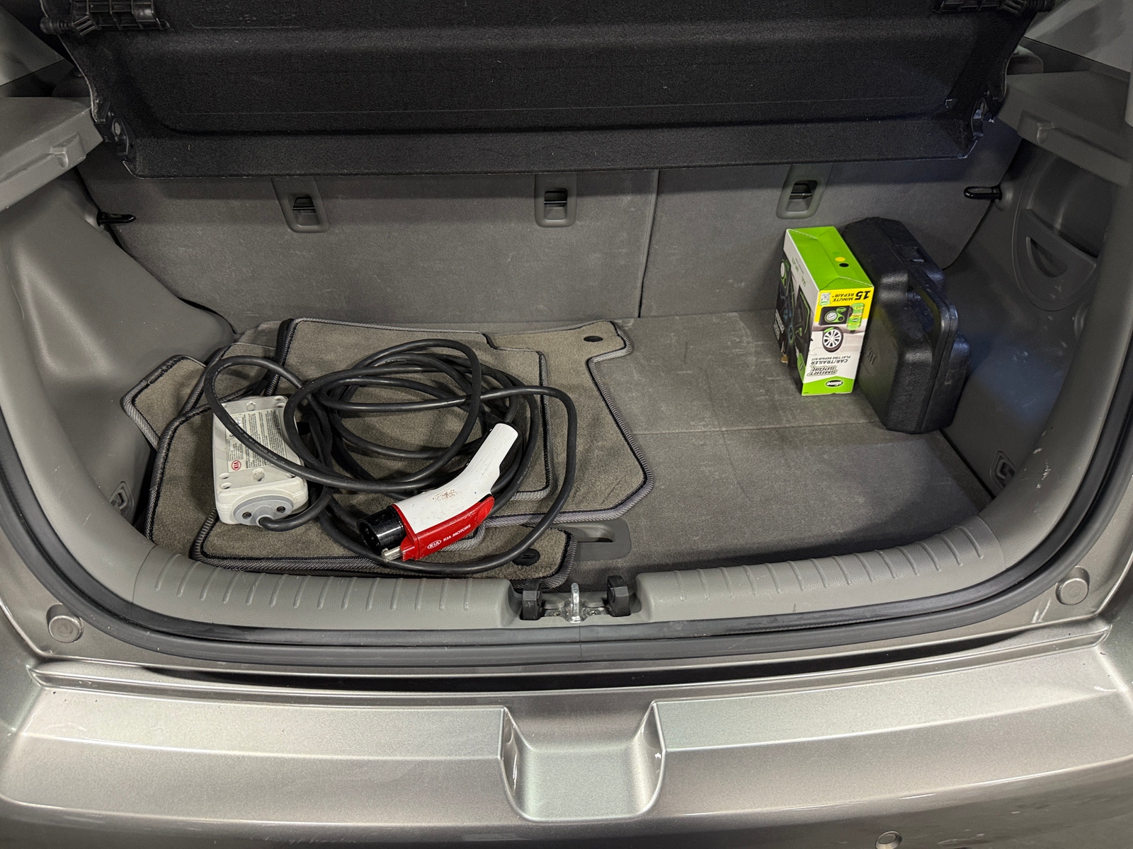 Thumbnail: 2018 Kia Soul EV - 6