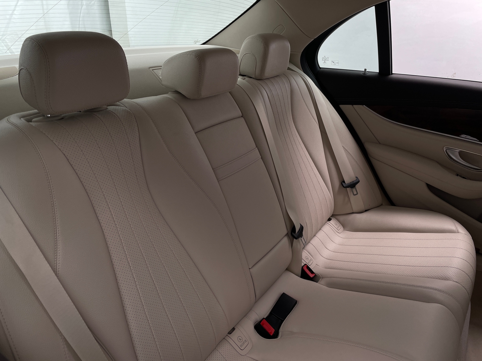 Thumbnail: 2017 Mercedes-Benz E-Class - 5