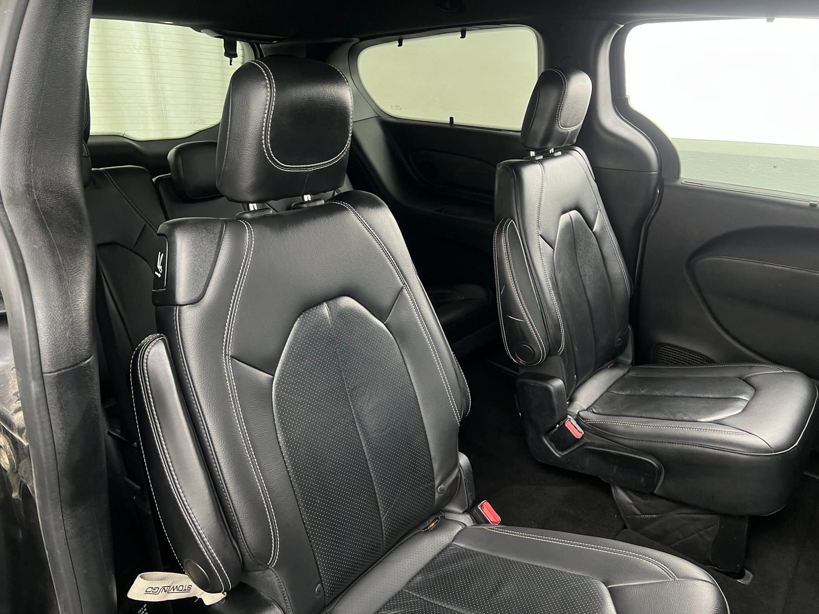 Thumbnail: 2018 Chrysler Pacifica - 5
