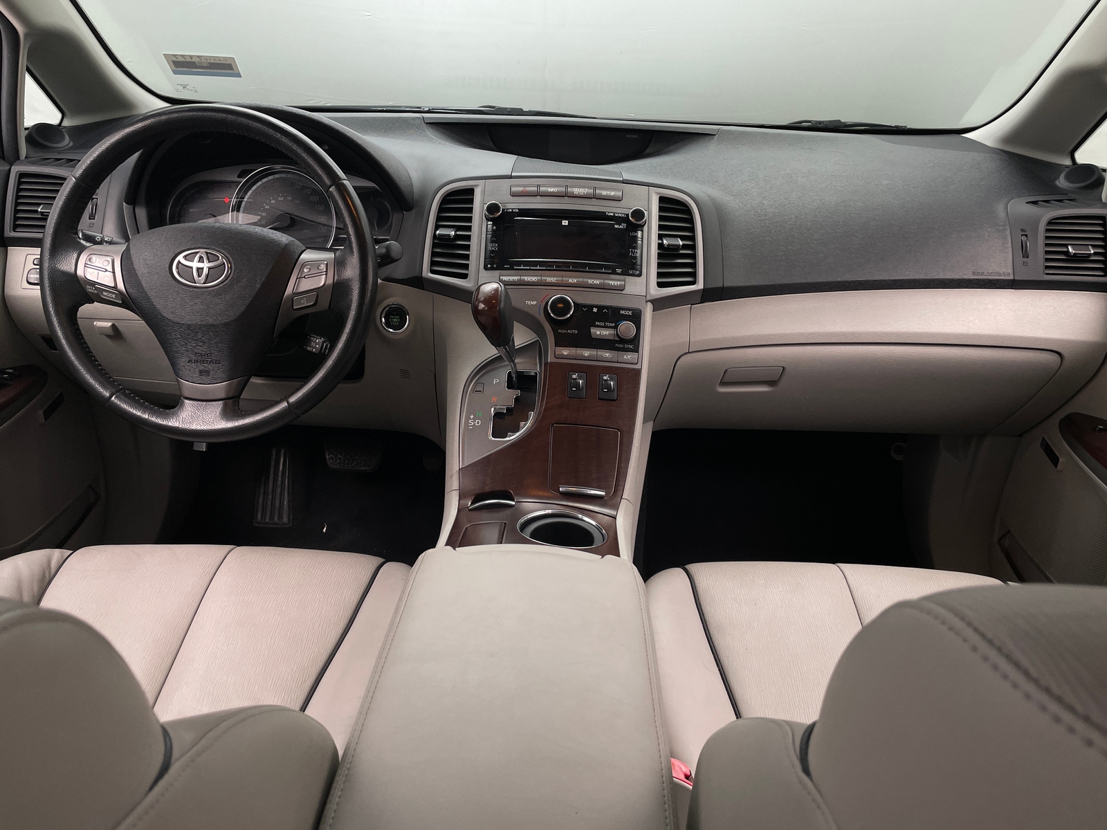 Thumbnail: 2010 Toyota Venza - 2