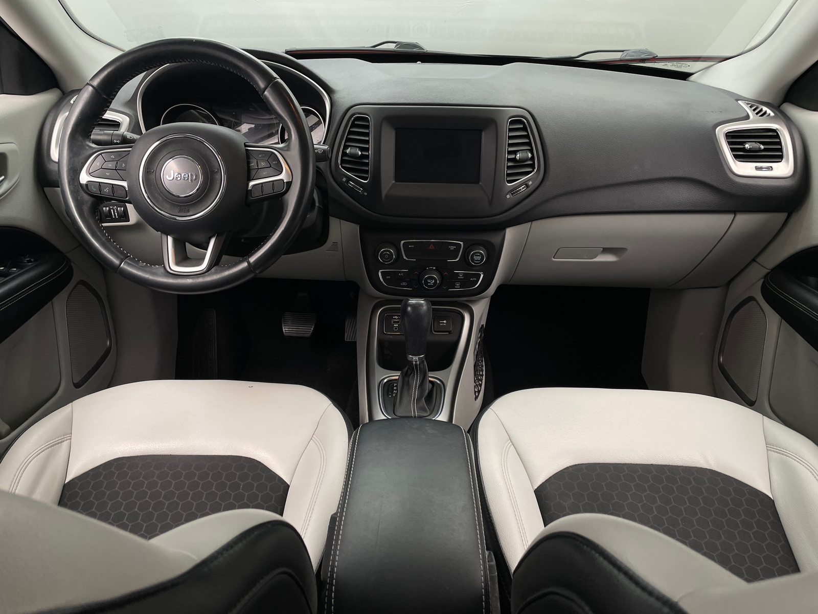 Thumbnail: 2019 Jeep Compass - 2