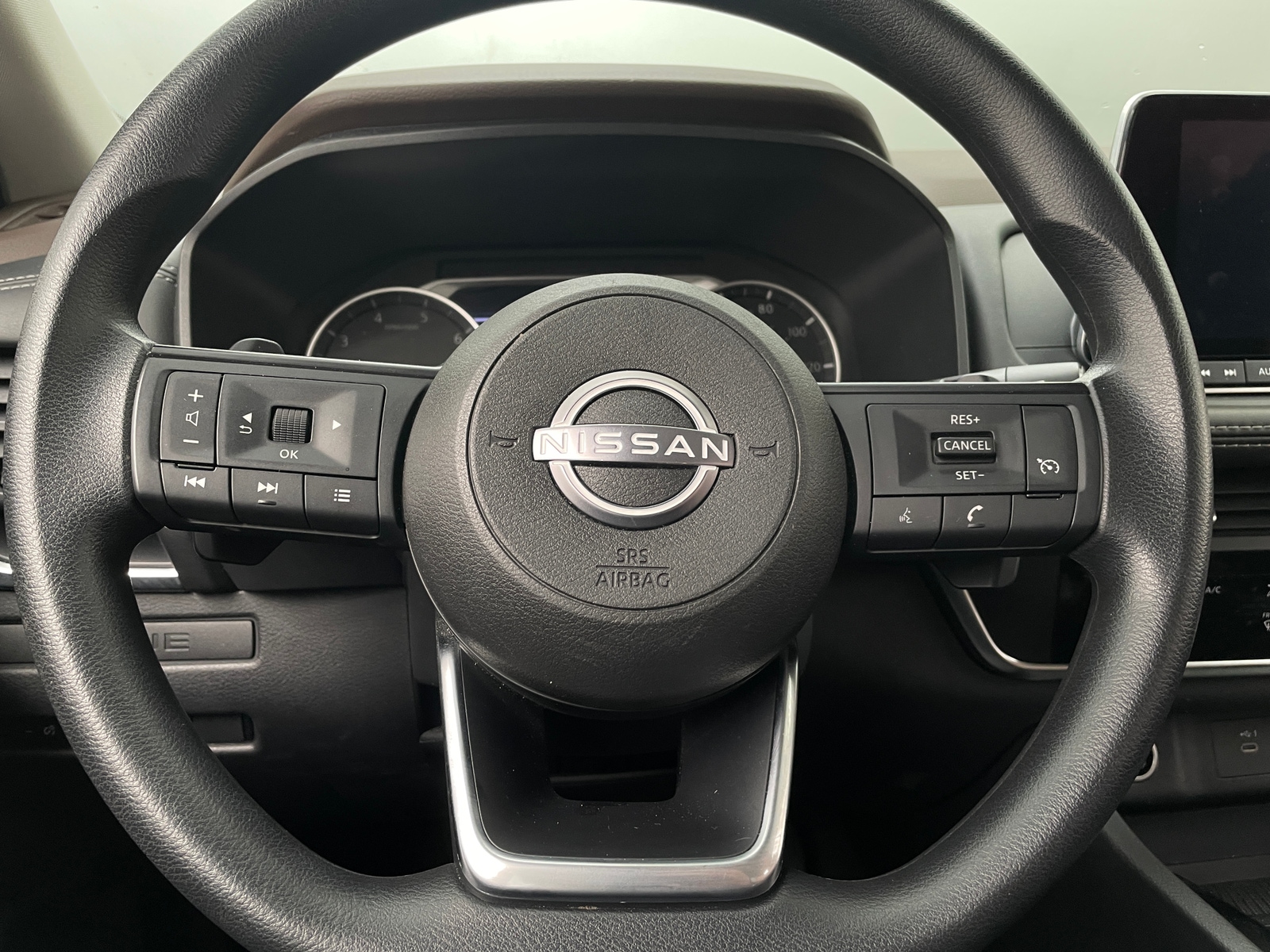 Thumbnail: 2023 Nissan Rogue - 5