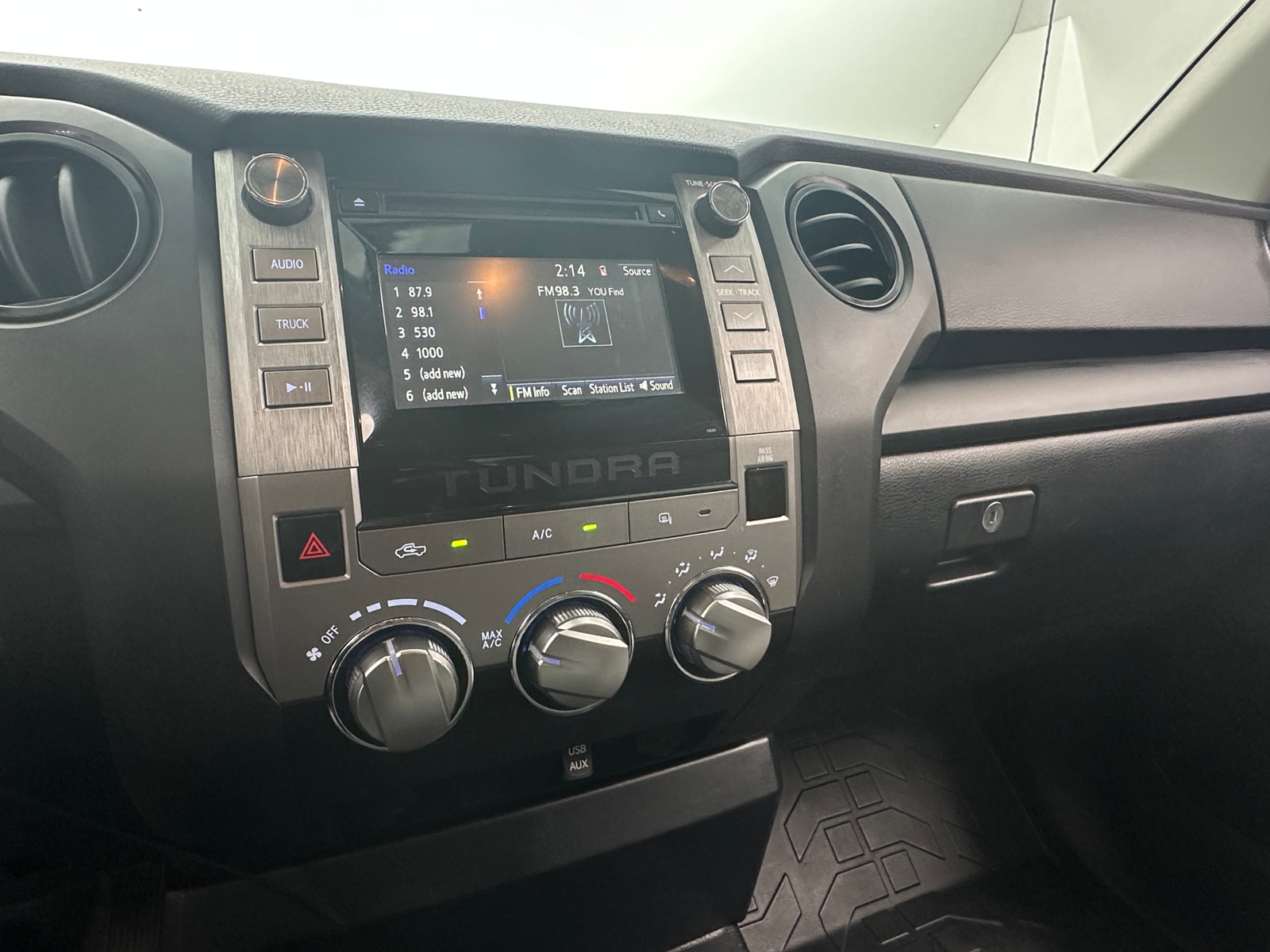 Thumbnail: 2018 Toyota Tundra - 4