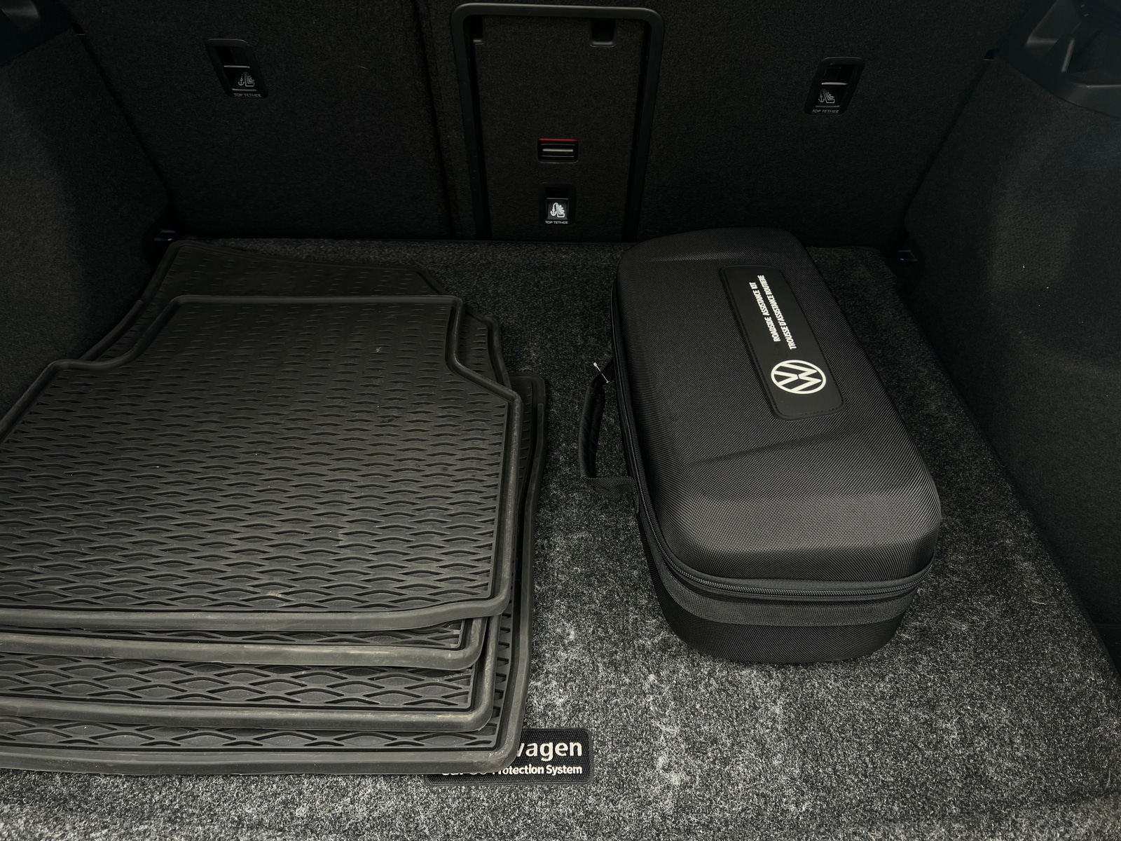 Thumbnail: 2022 Volkswagen ID.4 - 6