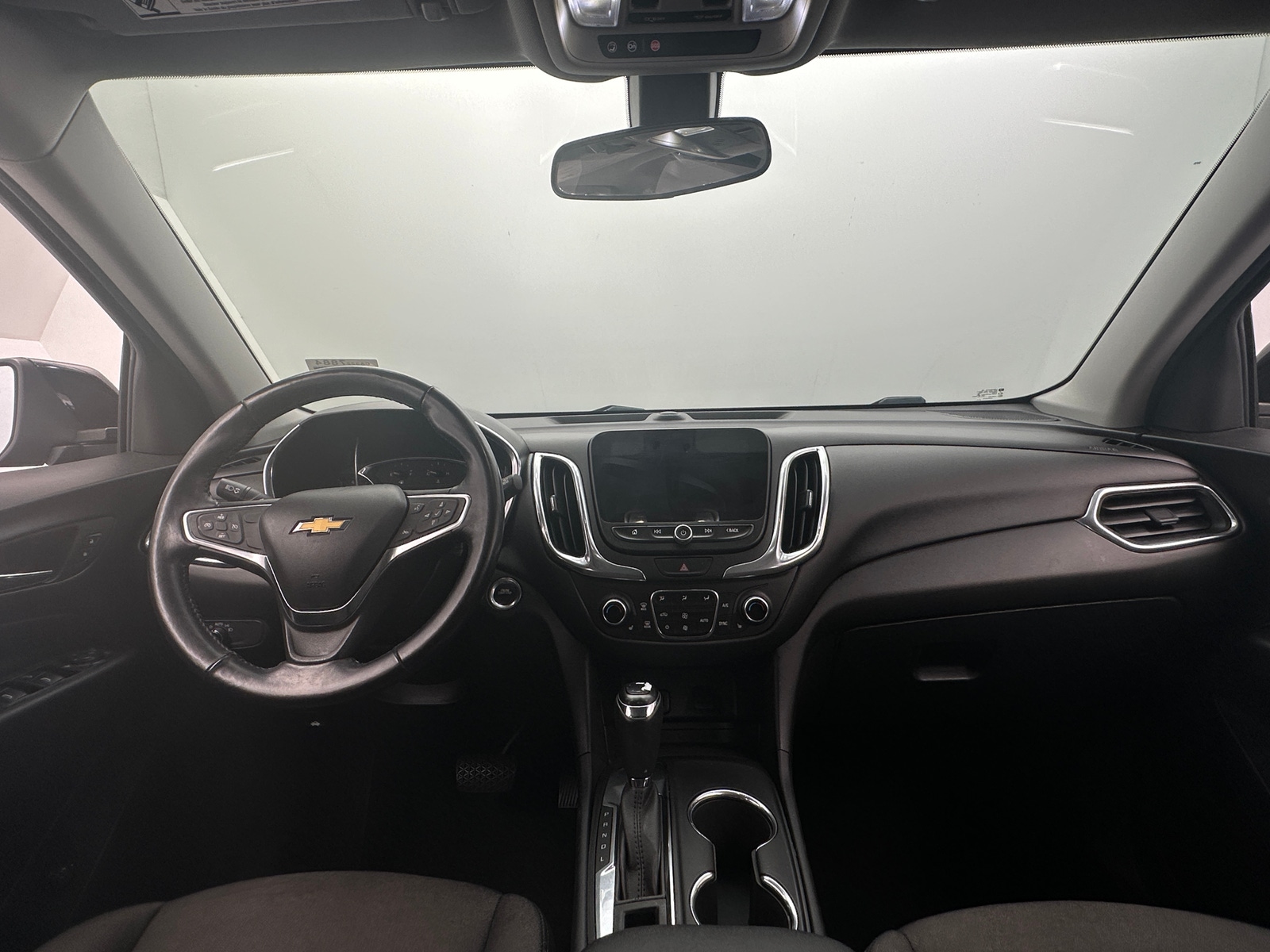 Thumbnail: 2018 Chevrolet Equinox - 3