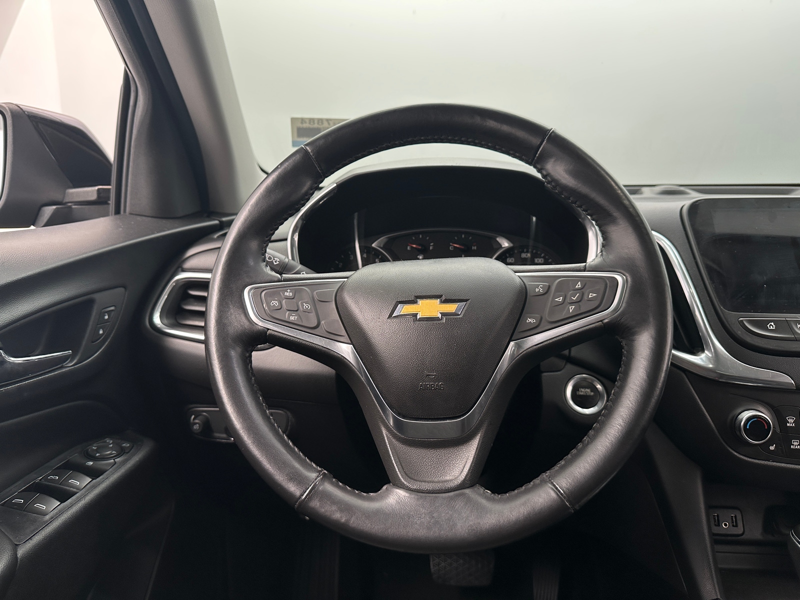 Thumbnail: 2018 Chevrolet Equinox - 5