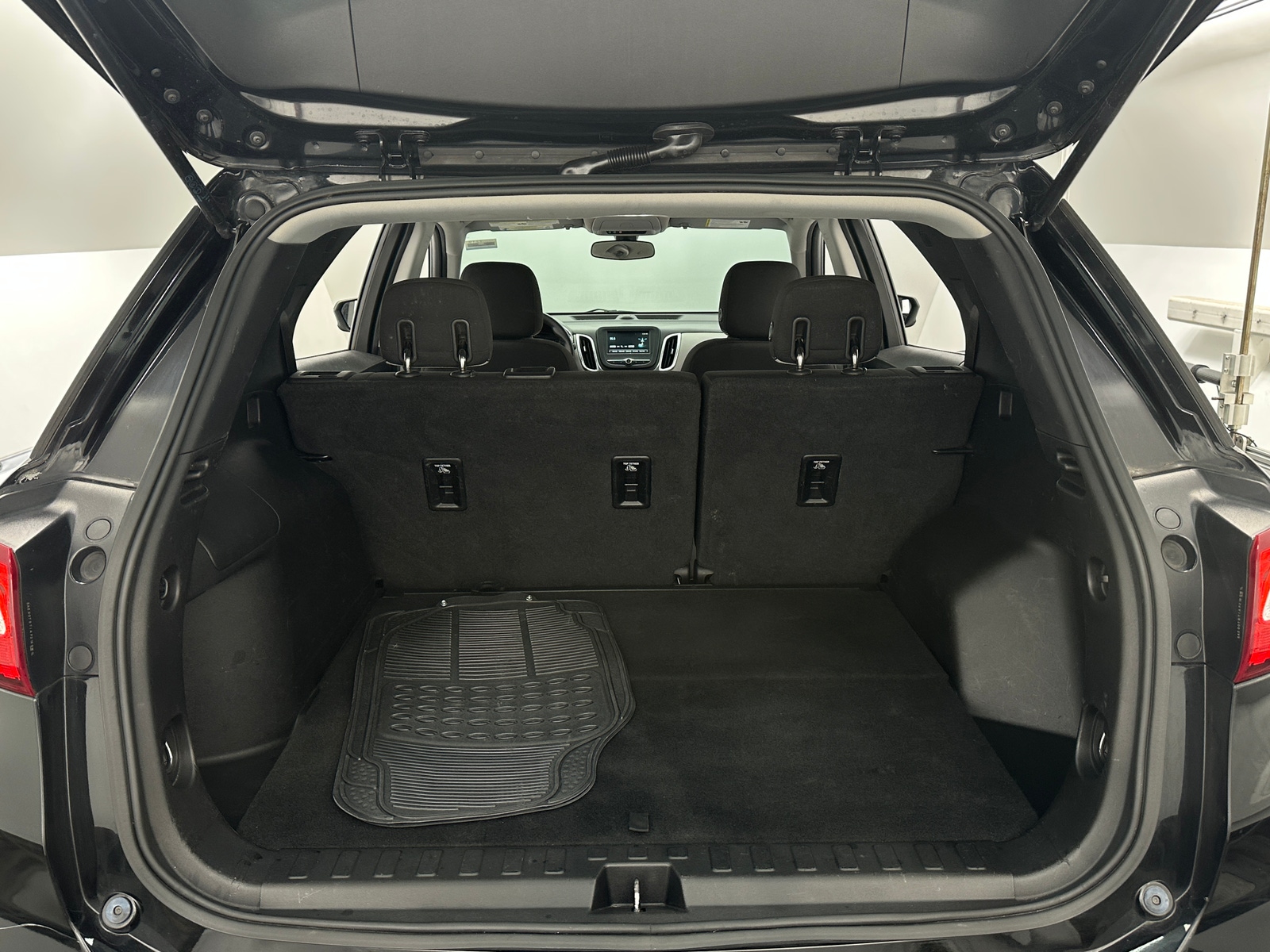 Thumbnail: 2018 Chevrolet Equinox - 7
