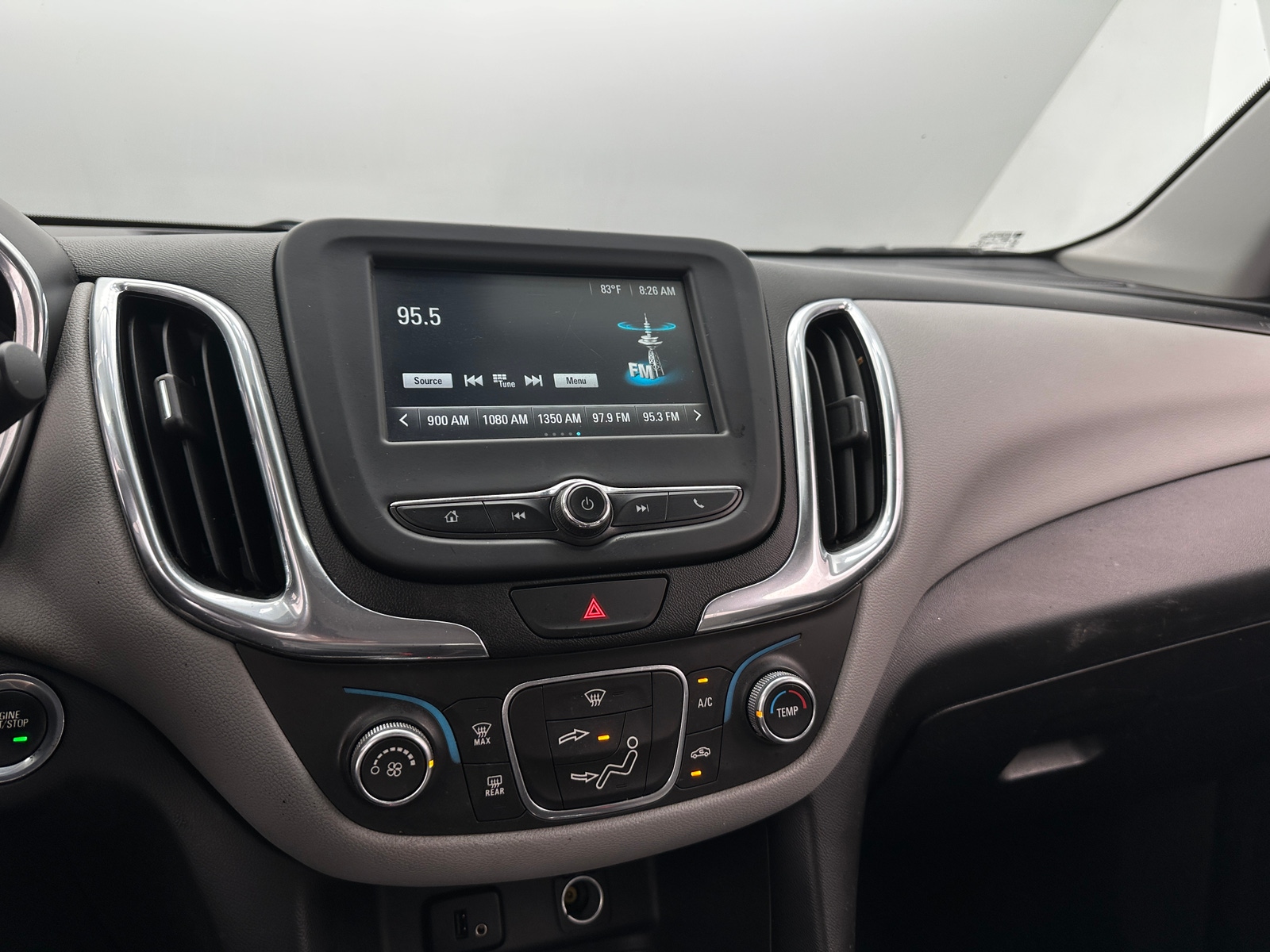 Thumbnail: 2018 Chevrolet Equinox - 4