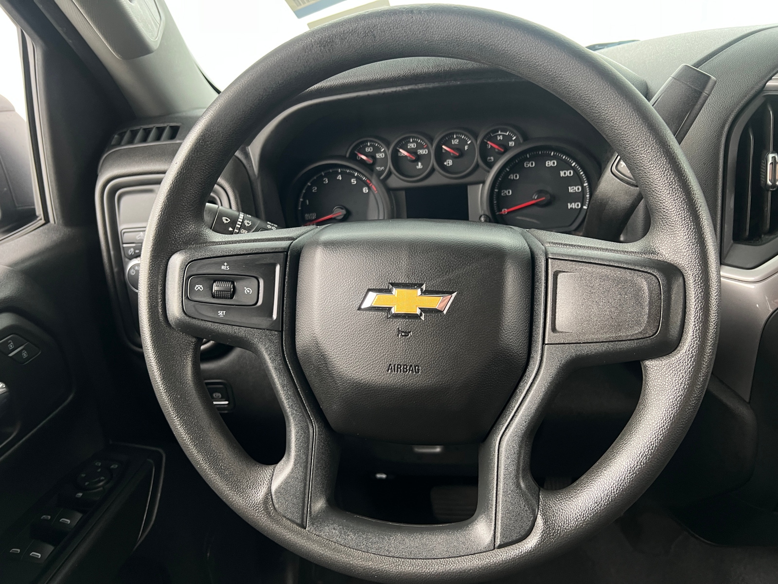 Thumbnail: 2022 Chevrolet Silverado 1500 - 5