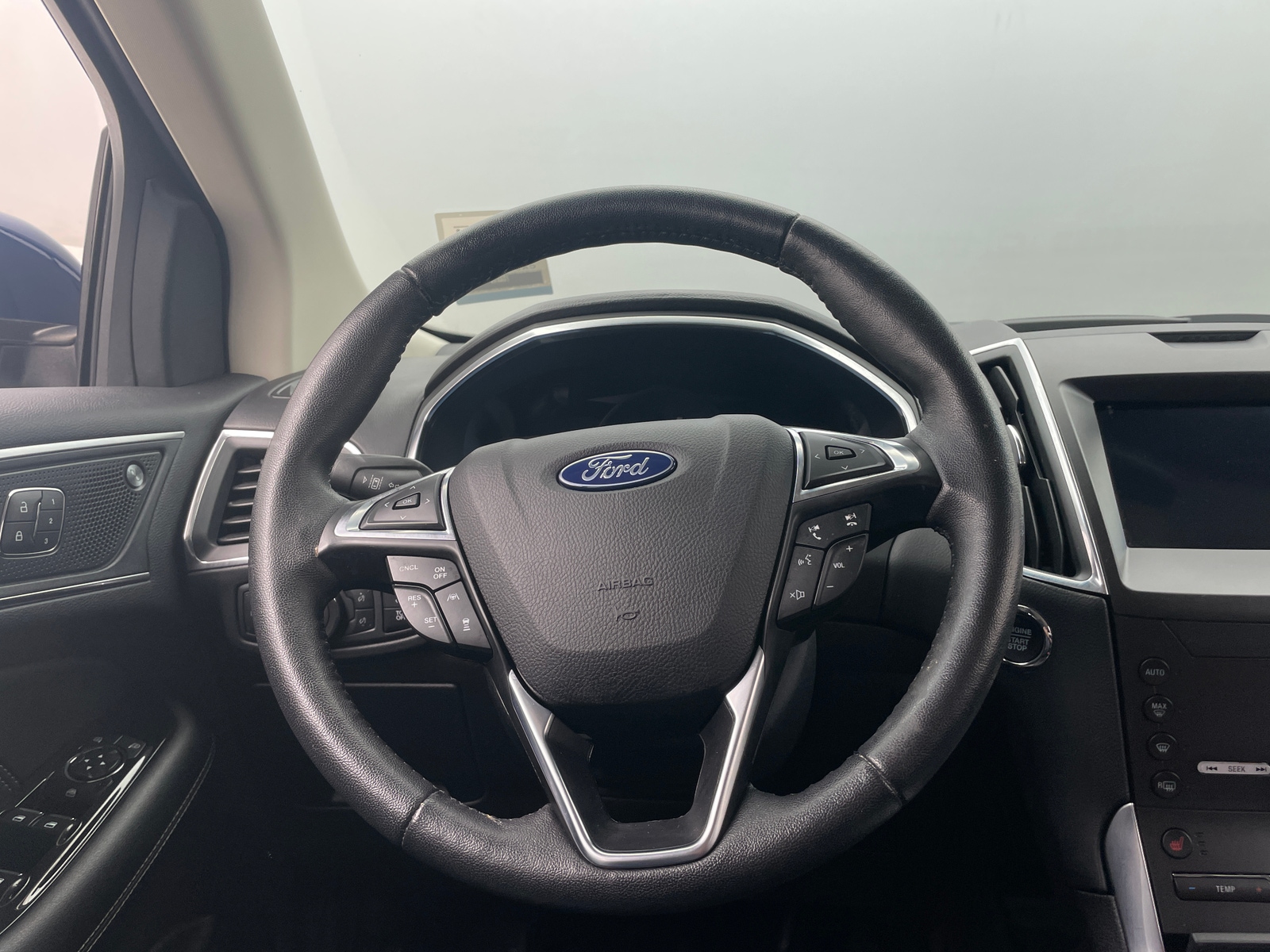 Thumbnail: 2020 Ford Edge - 4