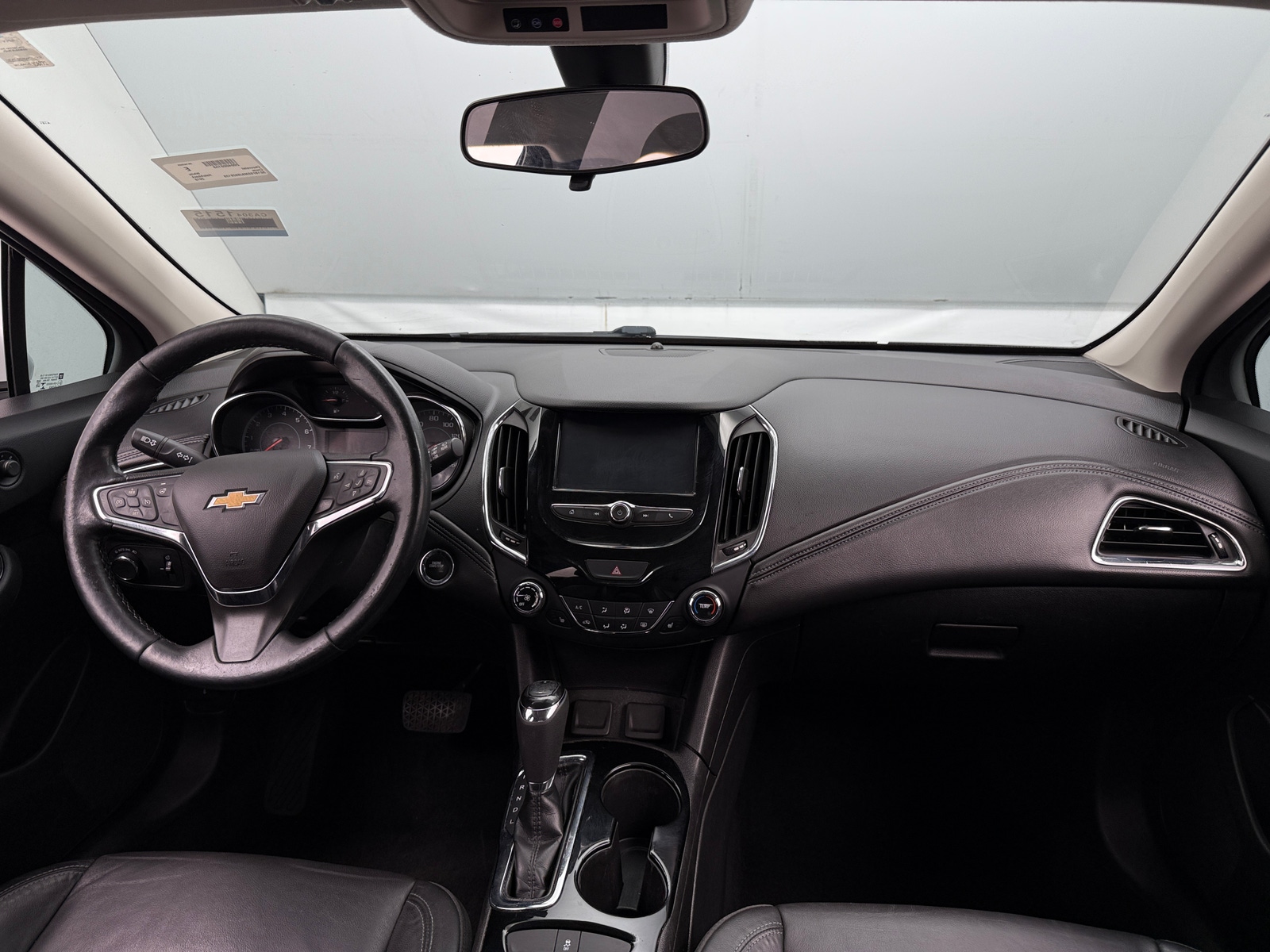 Thumbnail: 2018 Chevrolet Cruze - 2