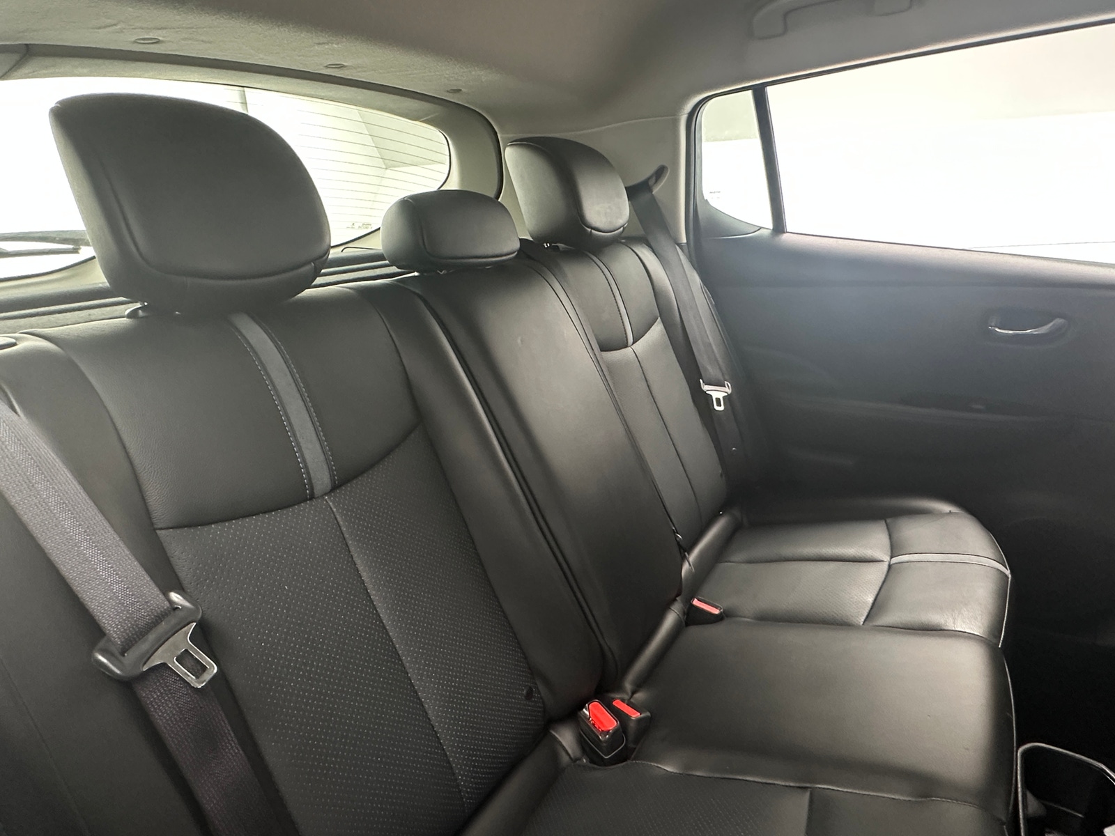 Thumbnail: 2020 Nissan Leaf - 5
