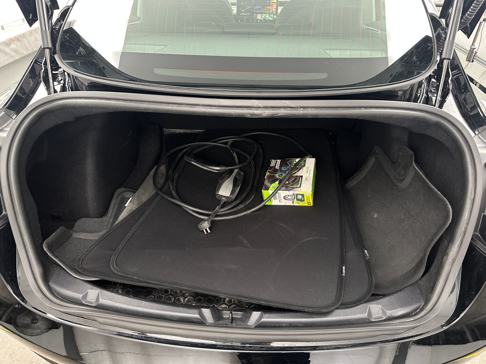 Thumbnail: 2020 Tesla Model 3 - 6