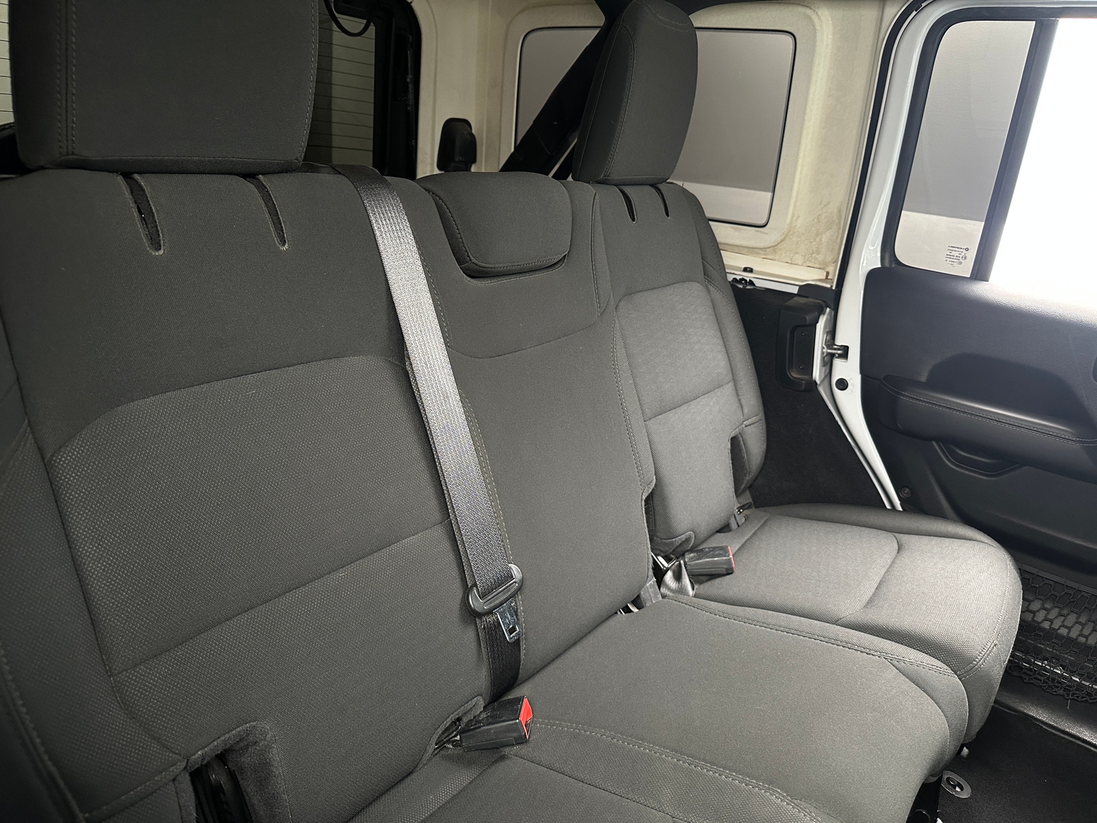 Thumbnail: 2020 Jeep Wrangler - 6