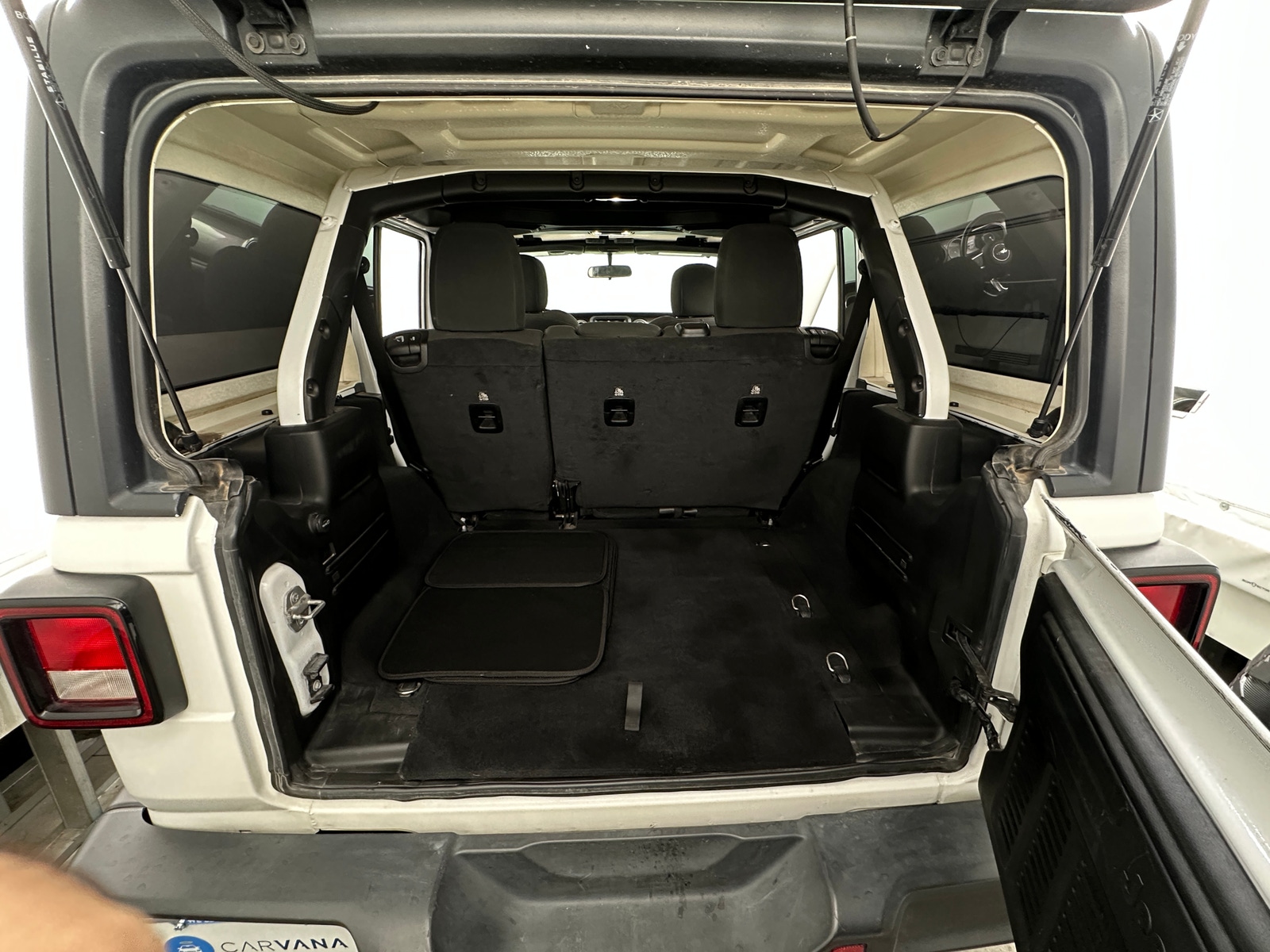 Thumbnail: 2020 Jeep Wrangler - 7