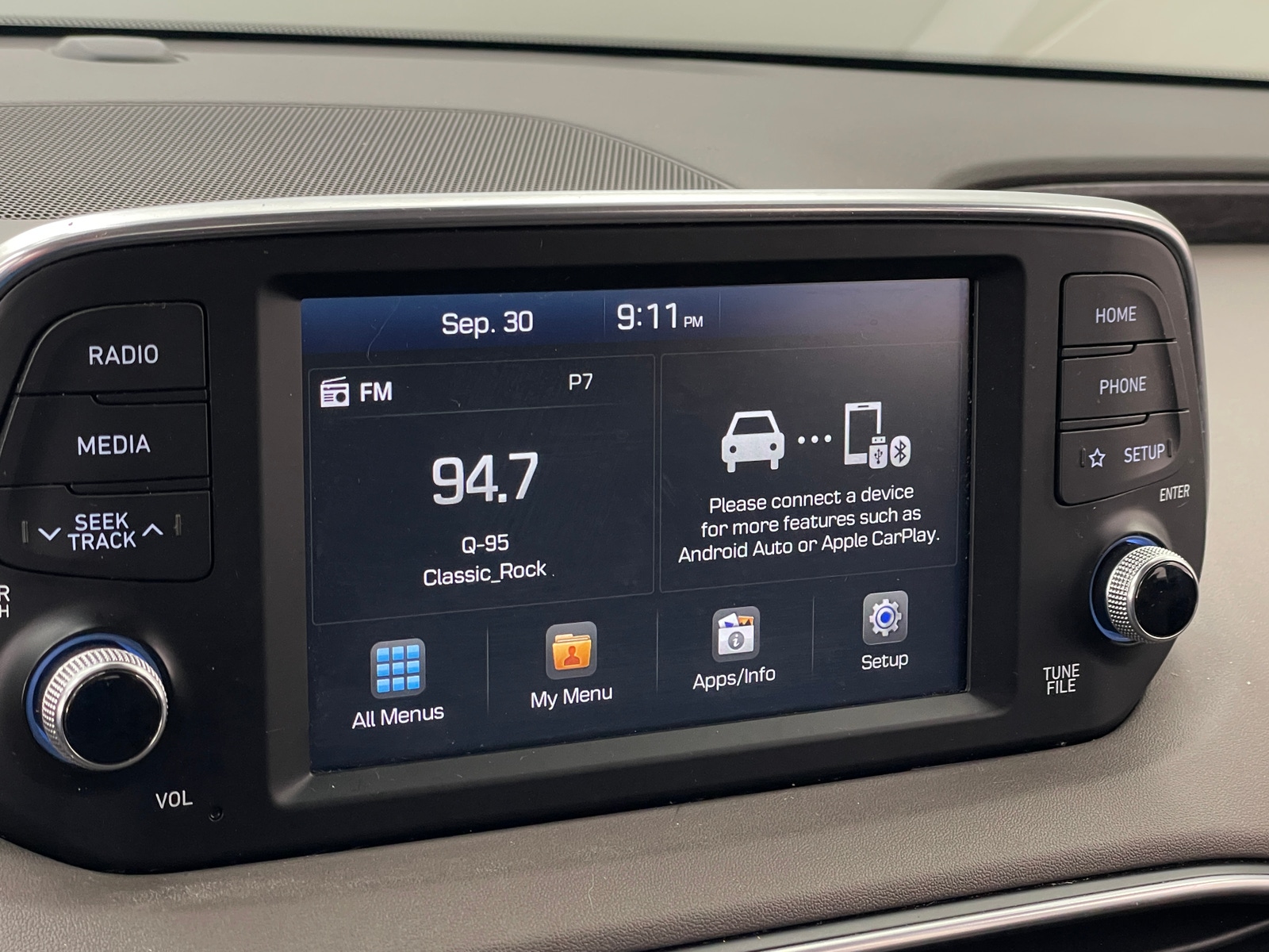 Thumbnail: 2019 Hyundai Santa Fe - 4
