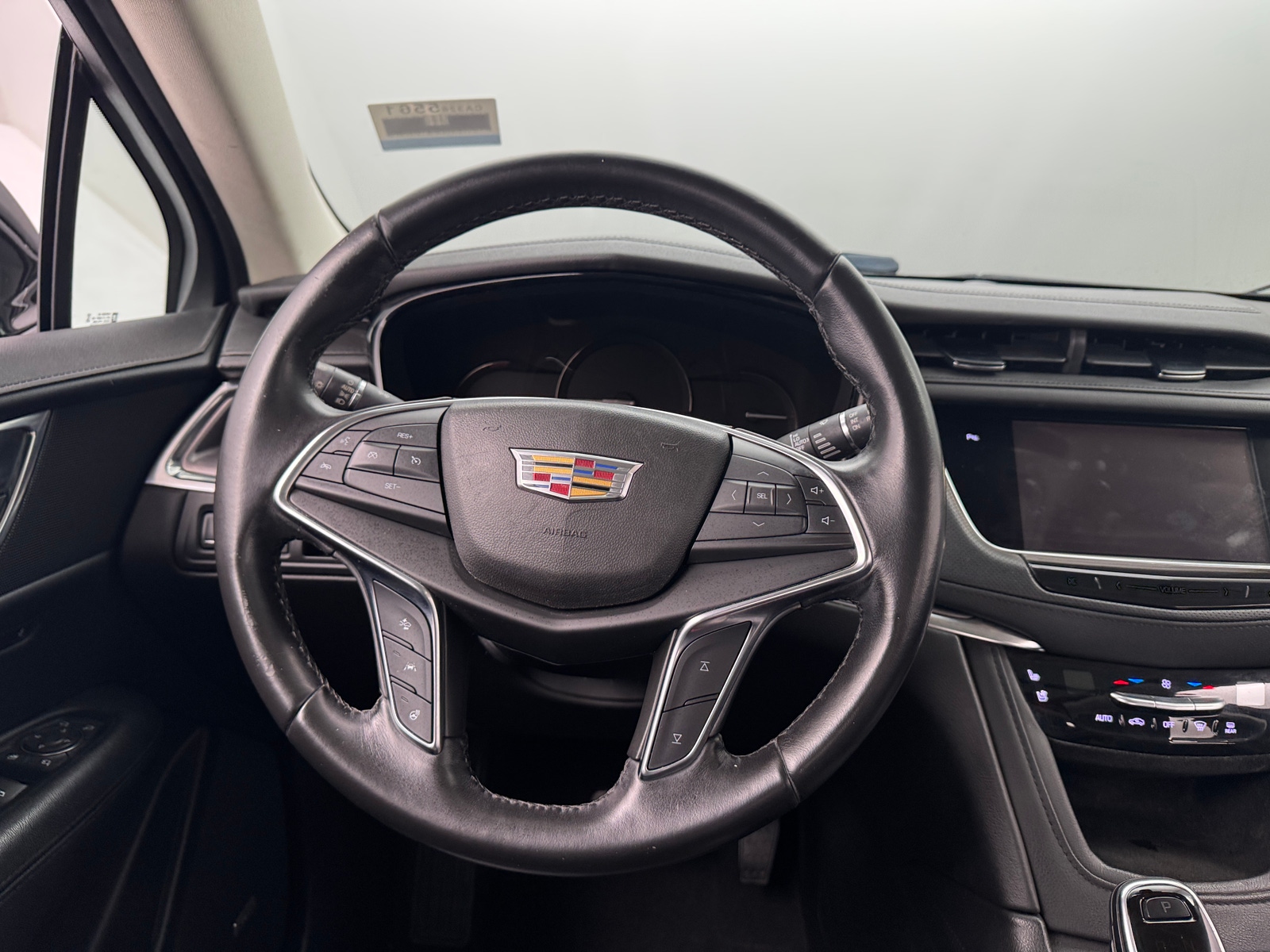 Thumbnail: 2019 Cadillac XT5 - 4