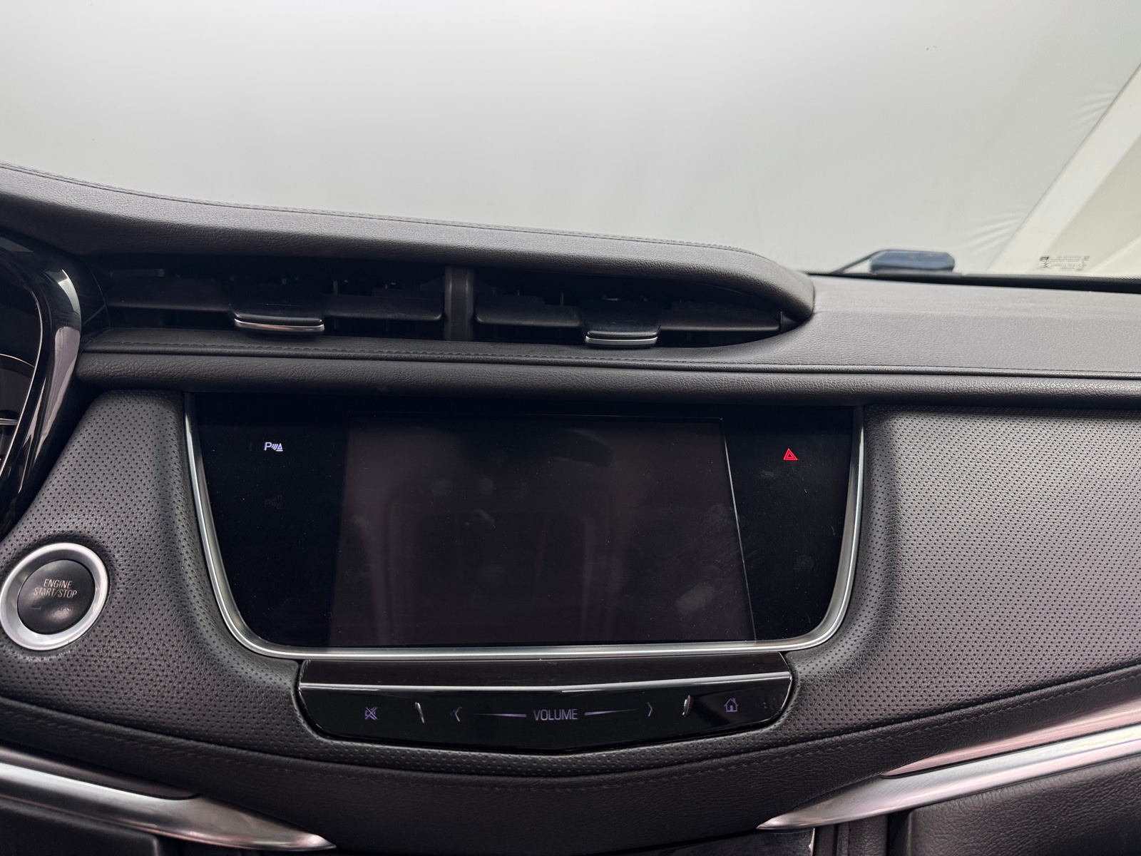 Thumbnail: 2019 Cadillac XT5 - 3