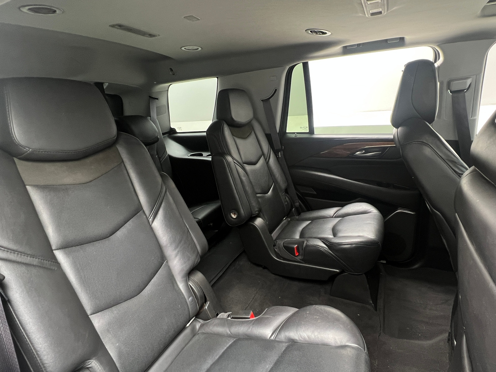 Thumbnail: 2017 Cadillac Escalade - 5