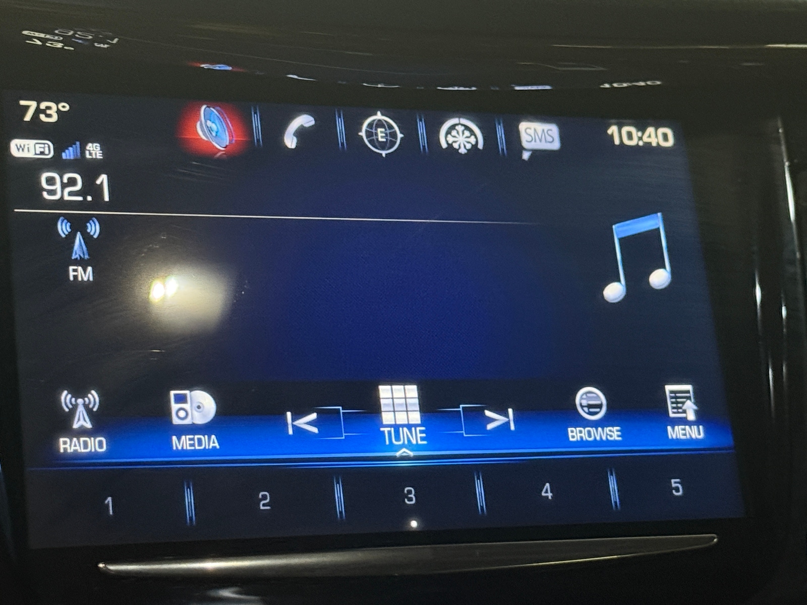 Thumbnail: 2017 Cadillac Escalade - 3