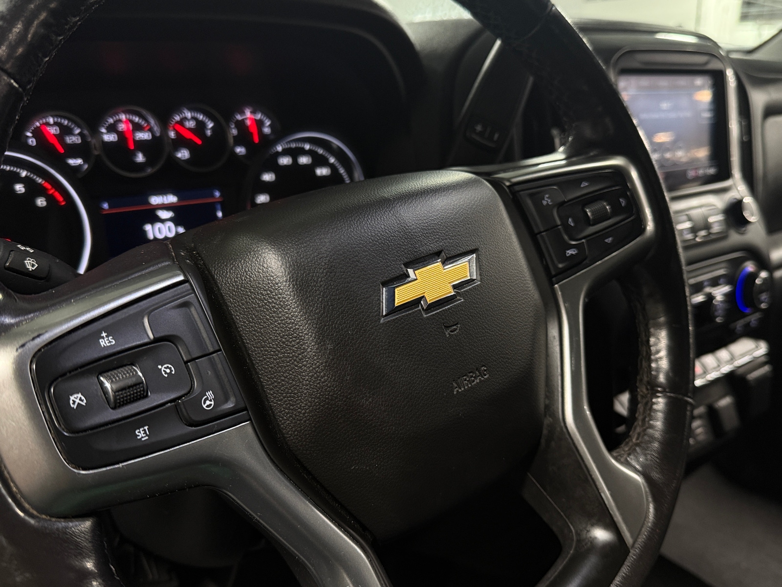 Thumbnail: 2022 Chevrolet Silverado 1500 - 5