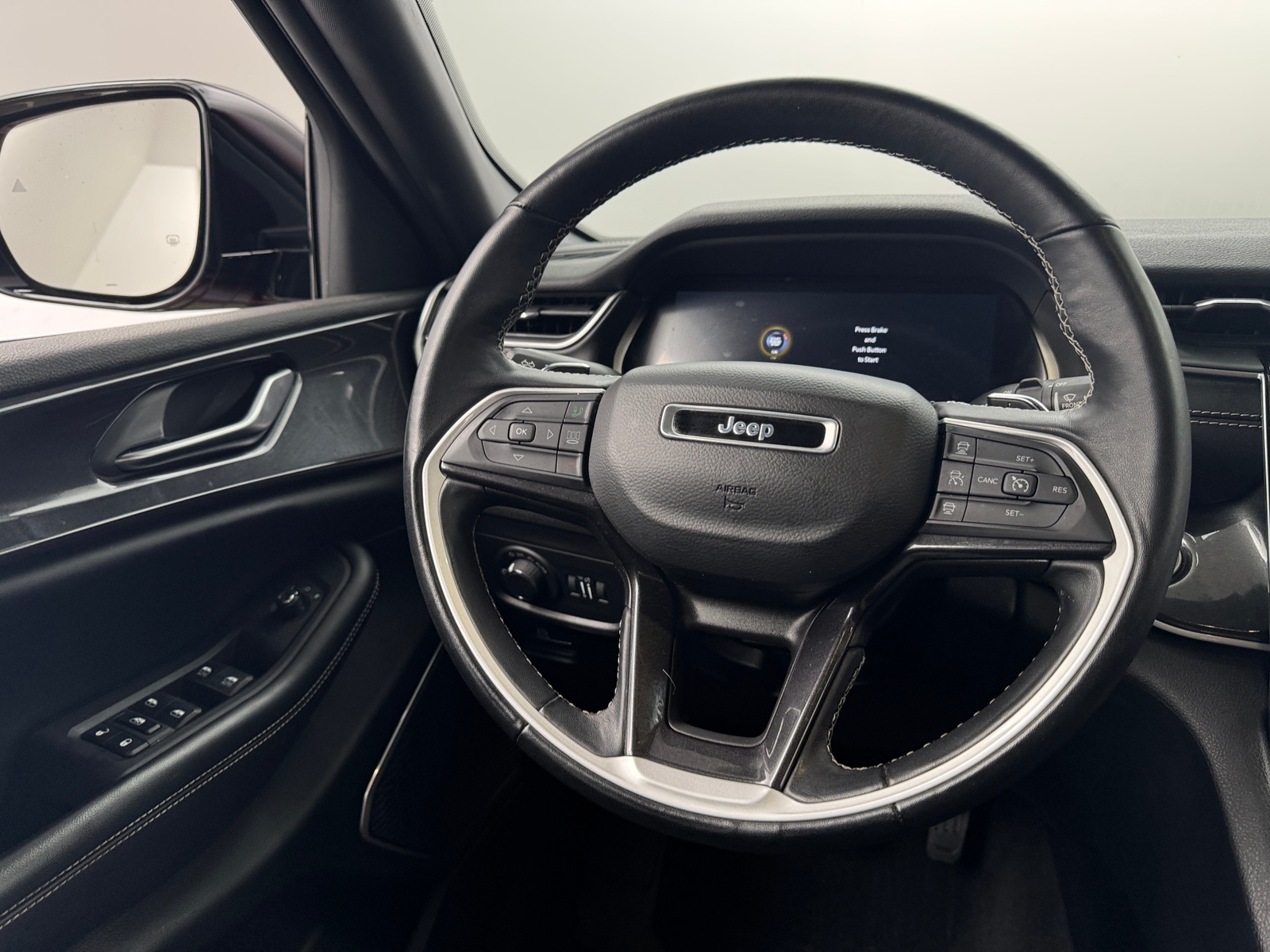 Thumbnail: 2022 Jeep Grand Cherokee L - 4