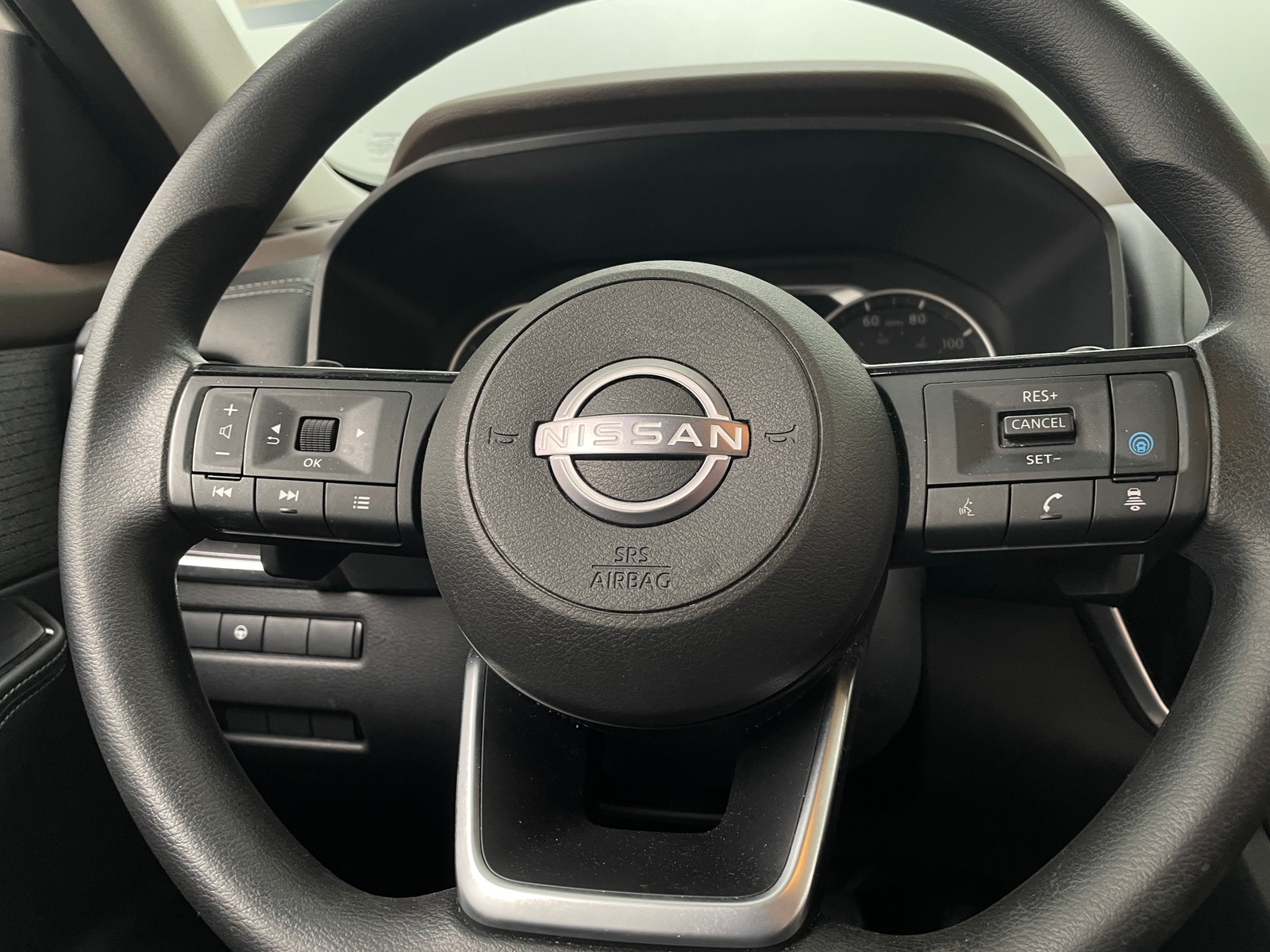 Thumbnail: 2022 Nissan Rogue - 5