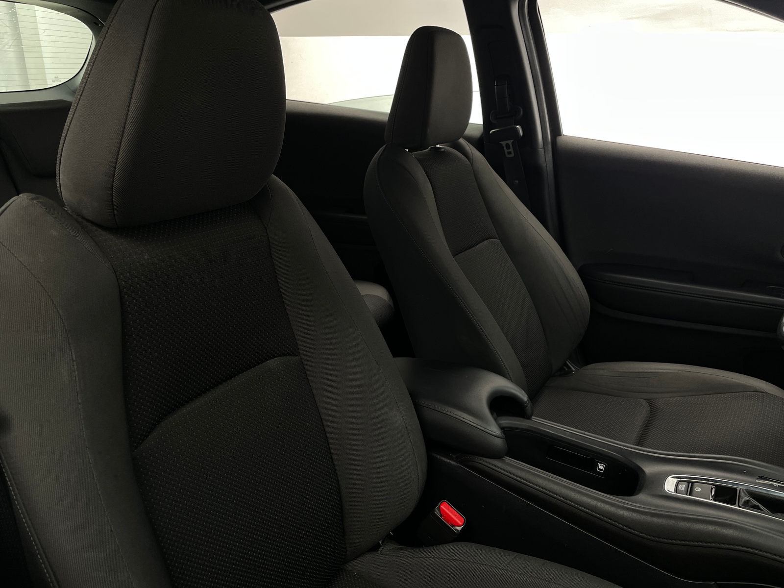 Thumbnail: 2019 Honda HR-V - 2