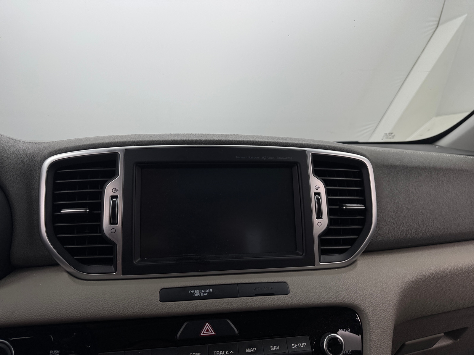 Thumbnail: 2018 Kia Sportage - 3