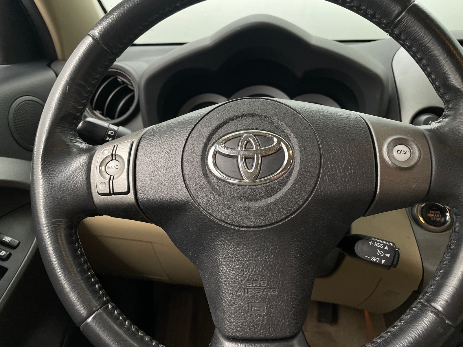 Thumbnail: 2011 Toyota RAV4 - 4