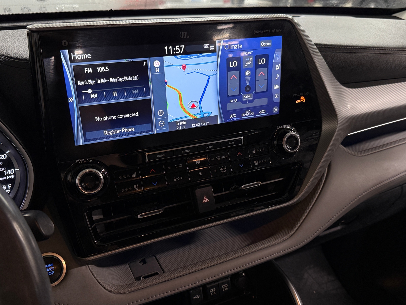 Thumbnail: 2021 Toyota Highlander - 3