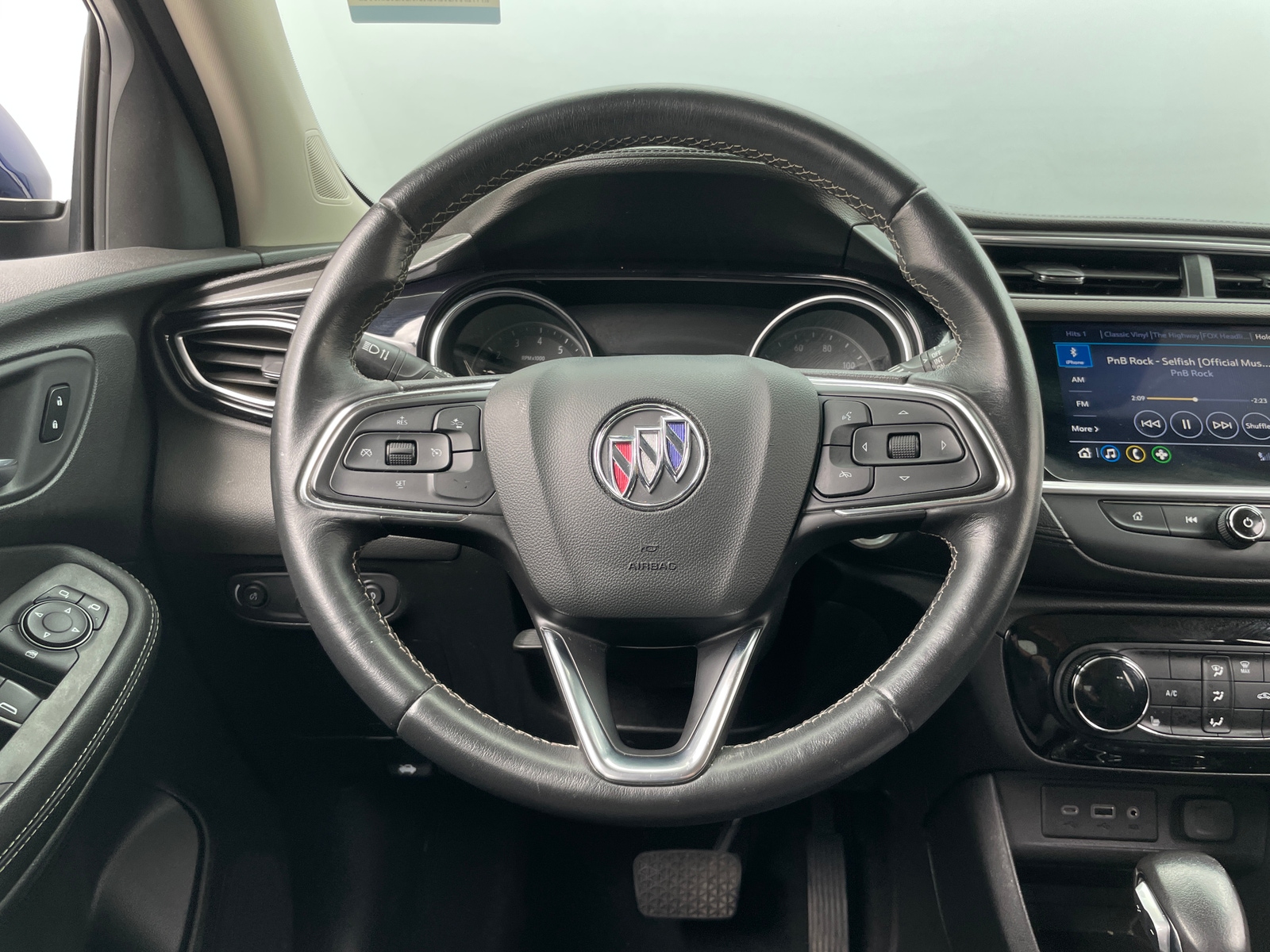 Thumbnail: 2021 Buick Encore GX - 4